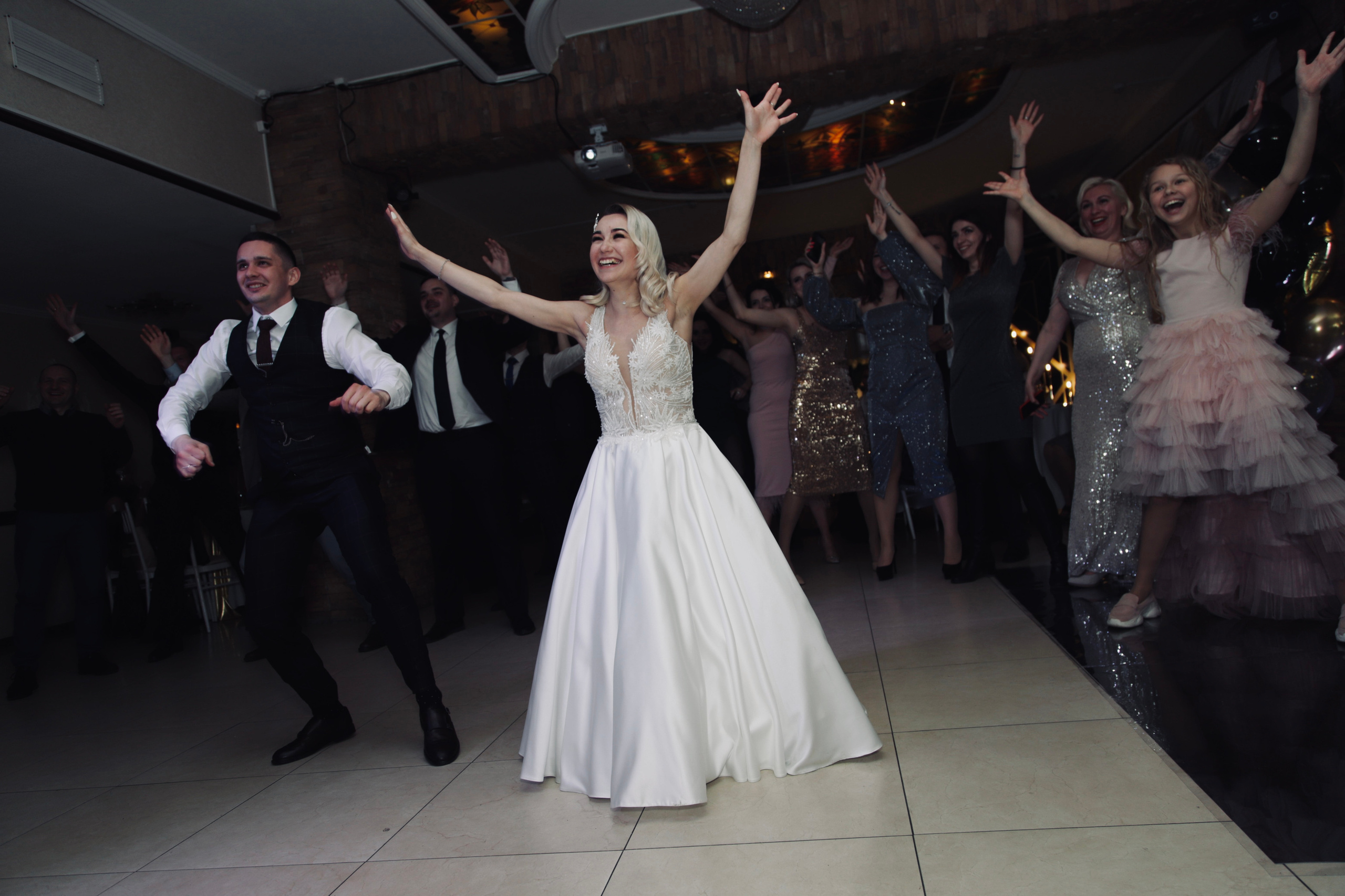 Настя и Женя. Ведущий на свадьбу в Москве Зубков Алексей