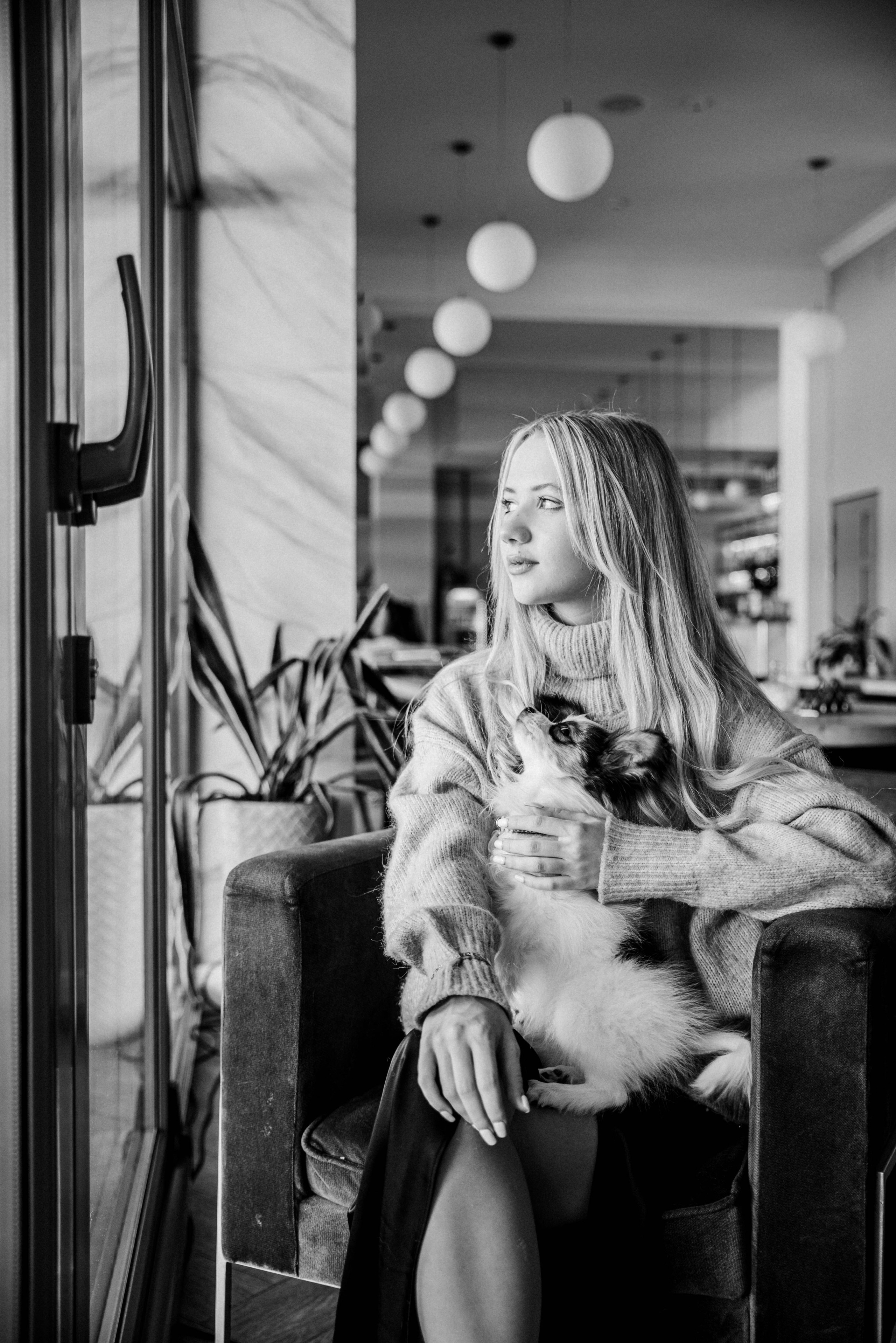 Настя, Света и Папийон Луней. Главная