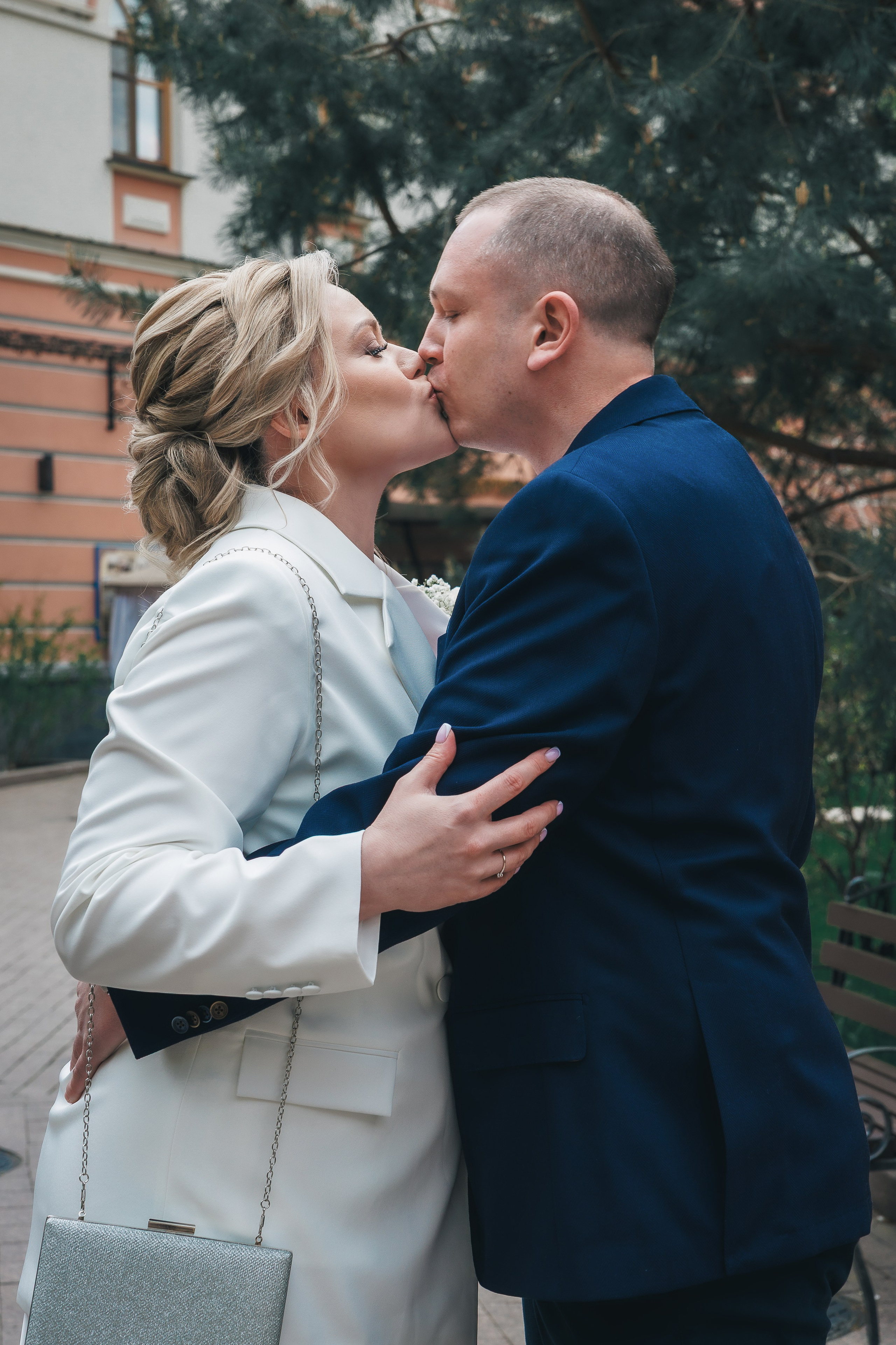 Фотосъемка регистрации брака в гостинице «Покровская». Свадебный и семейный фотограф в Москве Красинская Мария