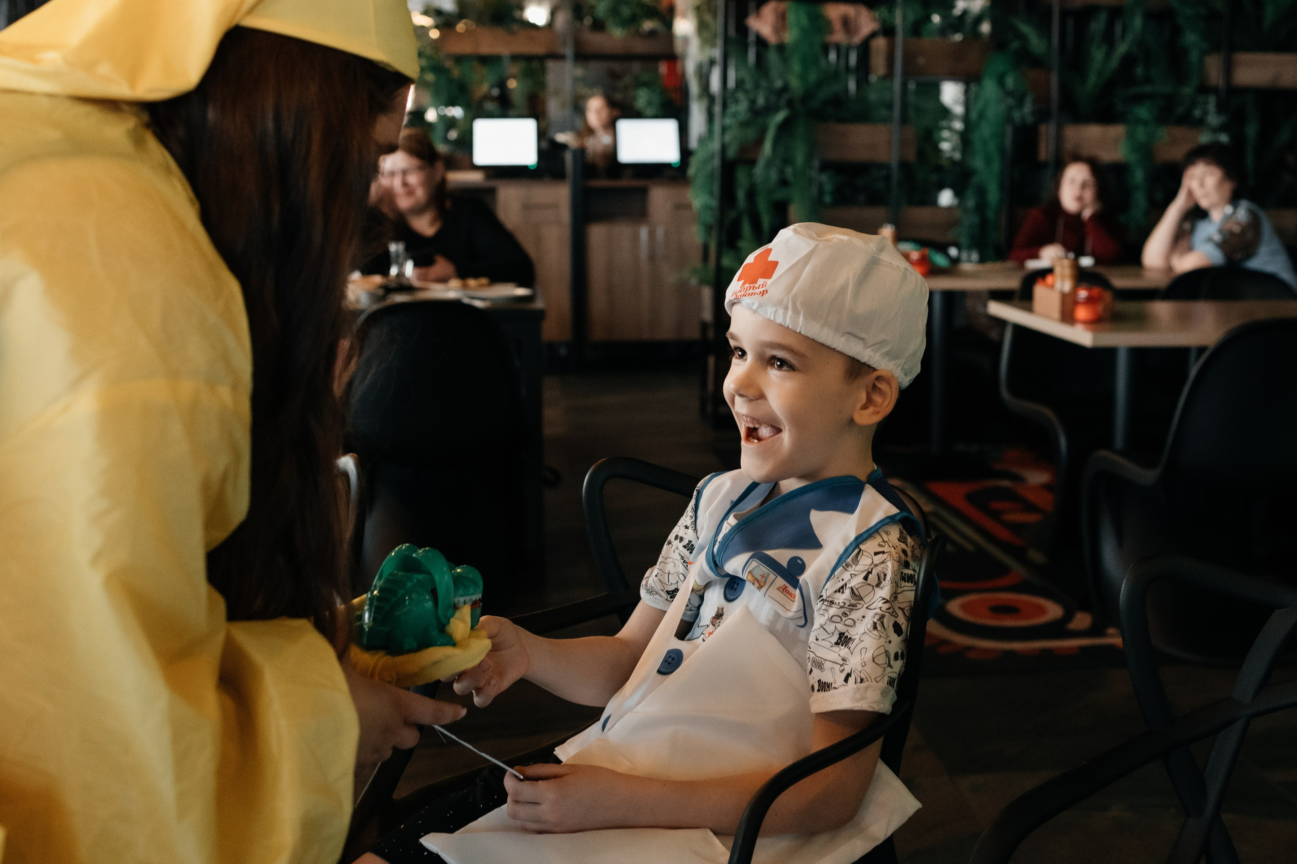 Кукольный театр «Ай болит». Семейный и детский фотограф в Славгороде Анастасия Винс