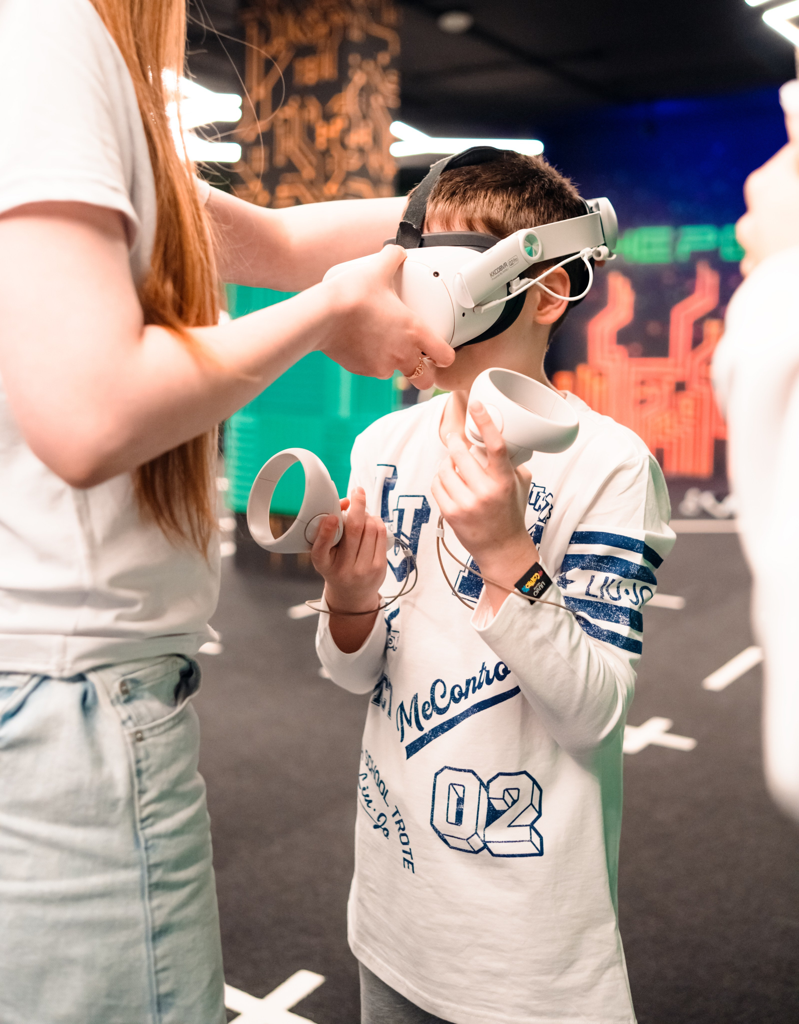 VR (November-December 2024). Felixtones