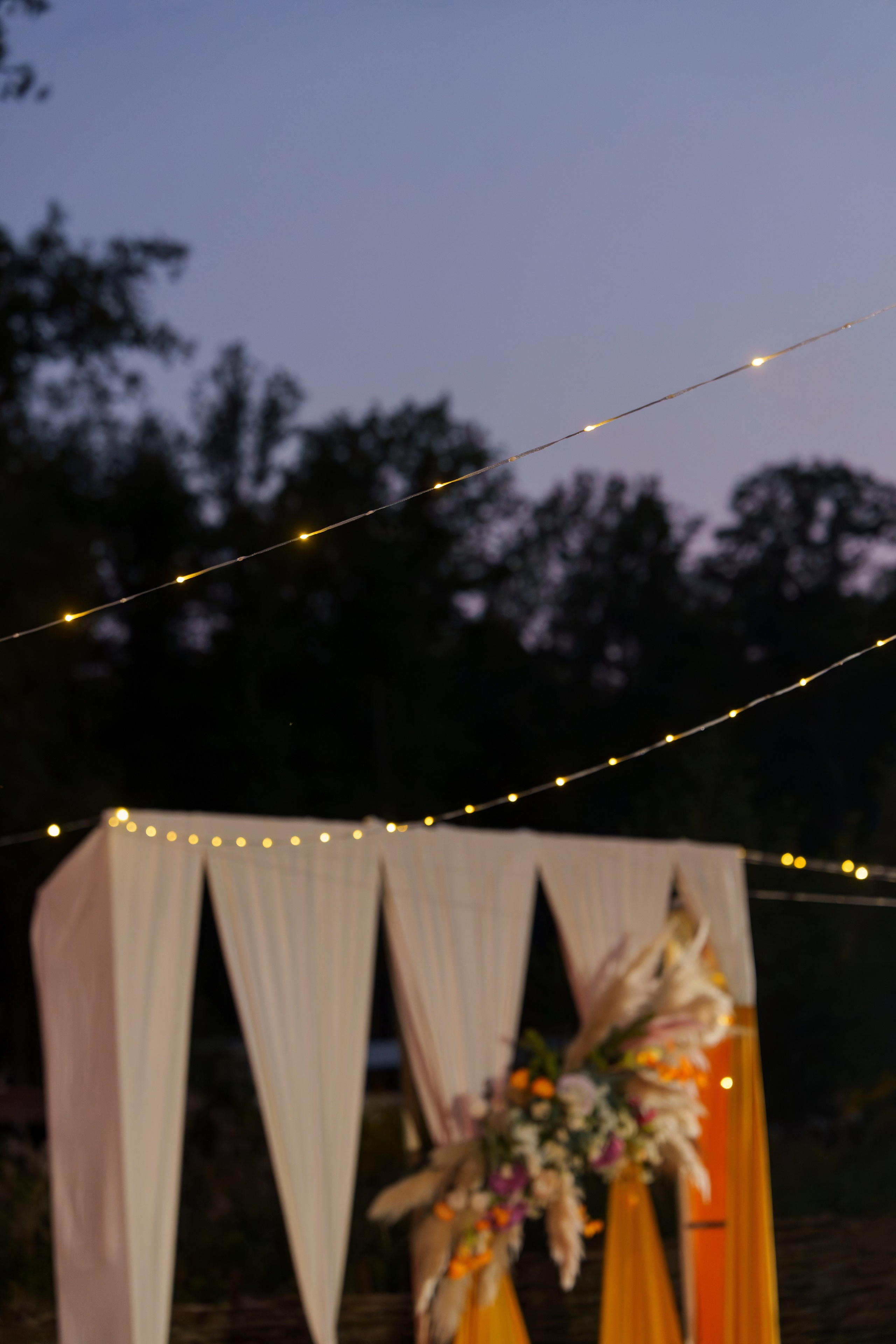 Свадьба — вечеринка Пожары любви Игорь и Юлия. Свадебный и репортажный фотограф Элина Козырьянова