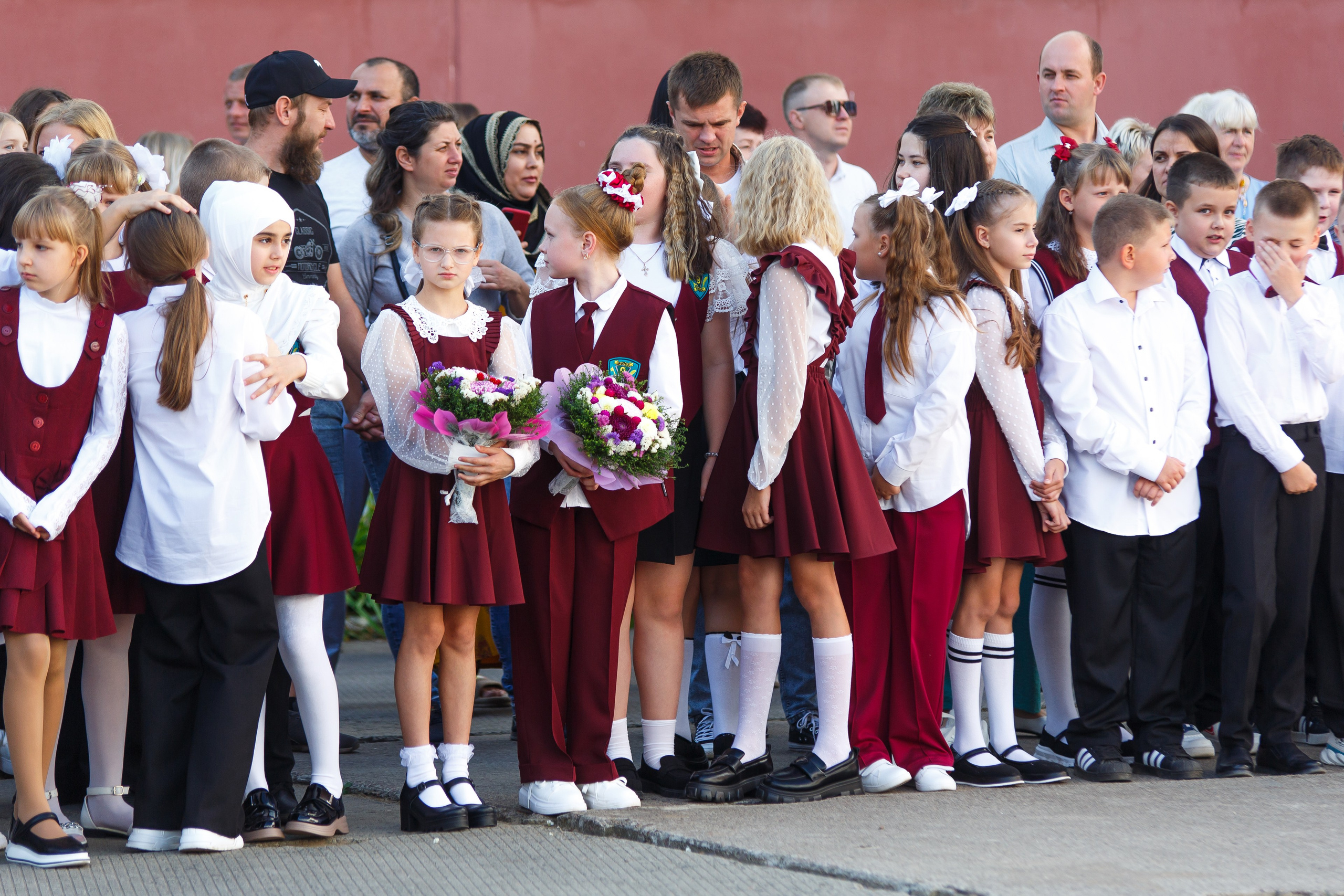 01 СЕНТЯБРЯ 2024 (МБОУ г. Мценска «Средняя школа № 9»). Профессиональный фотограф в Мценске и Орловской области