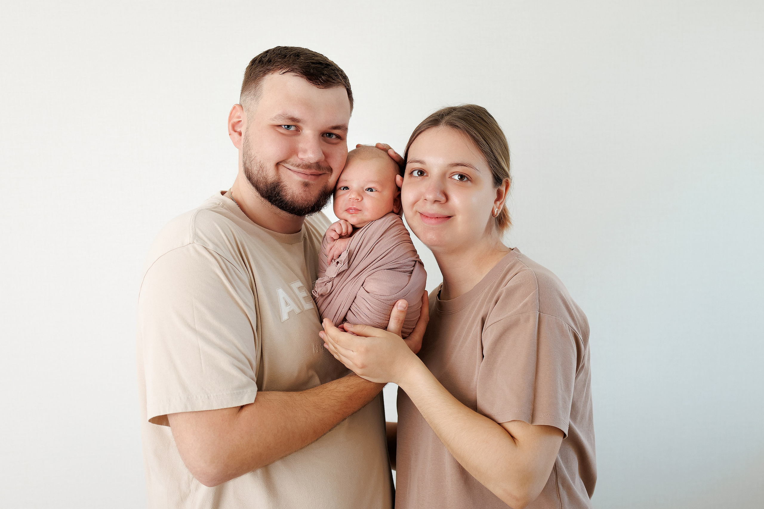 Льву 1 неделя. Фотограф новорожденный малышей Новосибирск