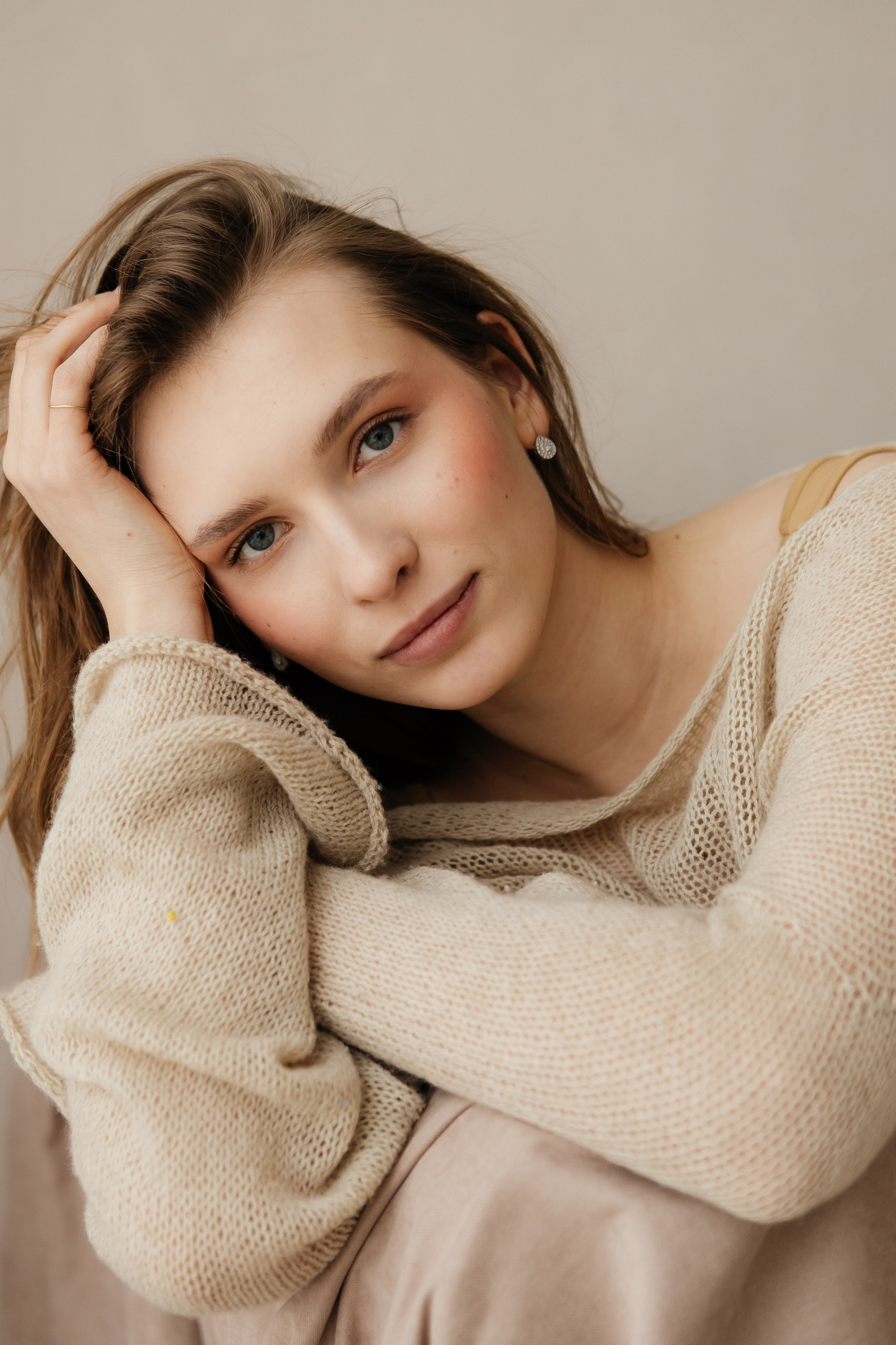 Julia. Modeling agency TM MODELS