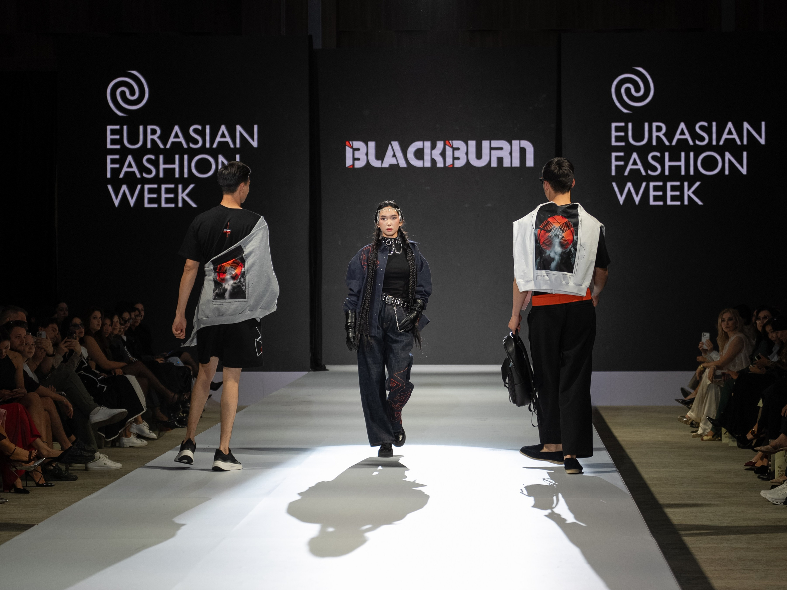 EURASIAN FASHION WEEK BlackBurn. Сайт Алматинского НЮ АРТ, будуар и фэшн фотографа Дениса Карпенко
