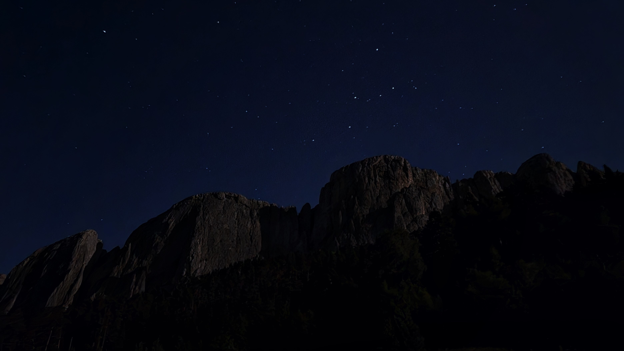 БОЛЬШОЙ ТХАЧ. Любовь Моргасова [LU SPRING]: Фотограф и куратор