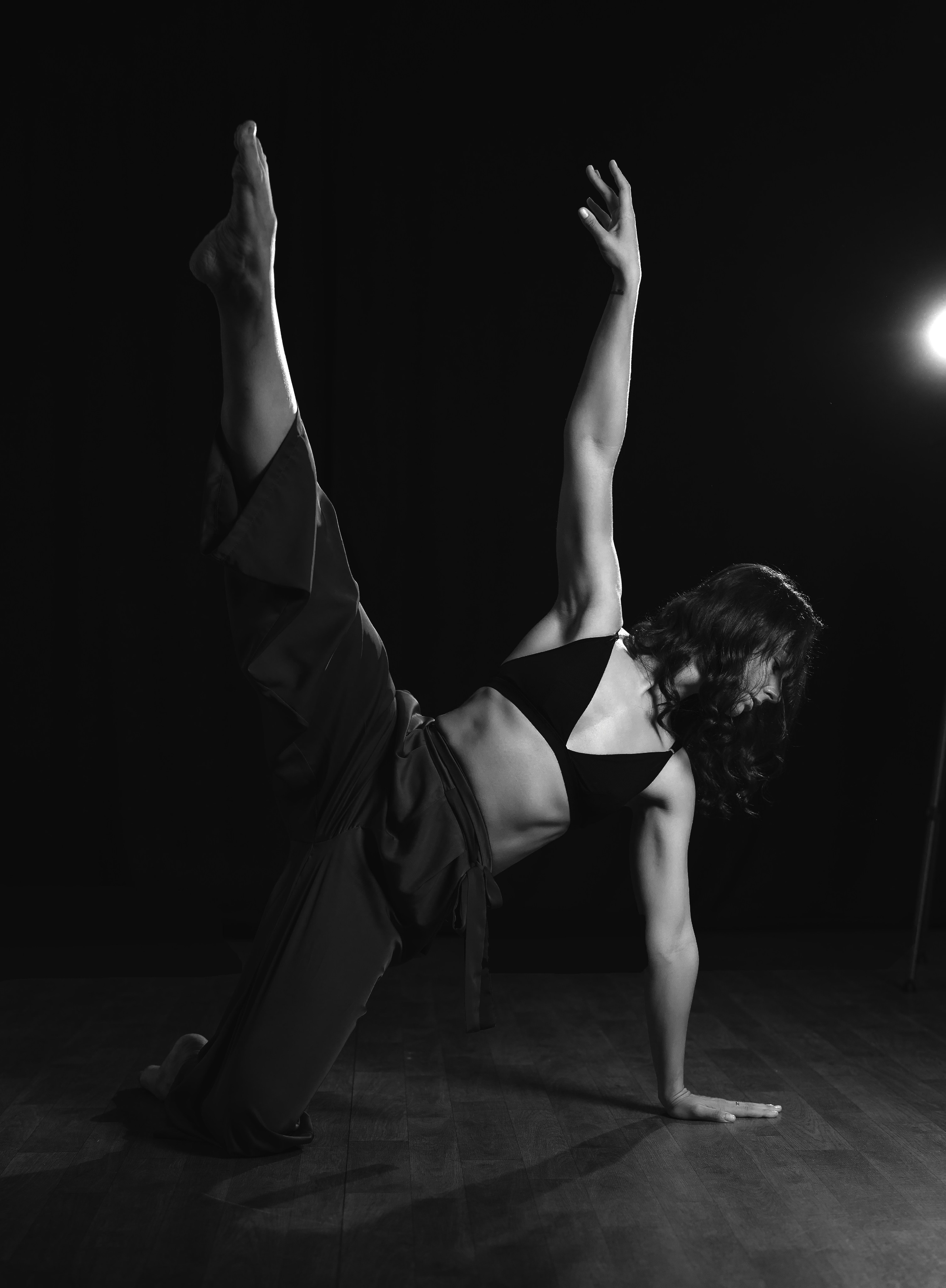 Dance MARIA. Сайт фотограф в Керчи Кислый Юрий