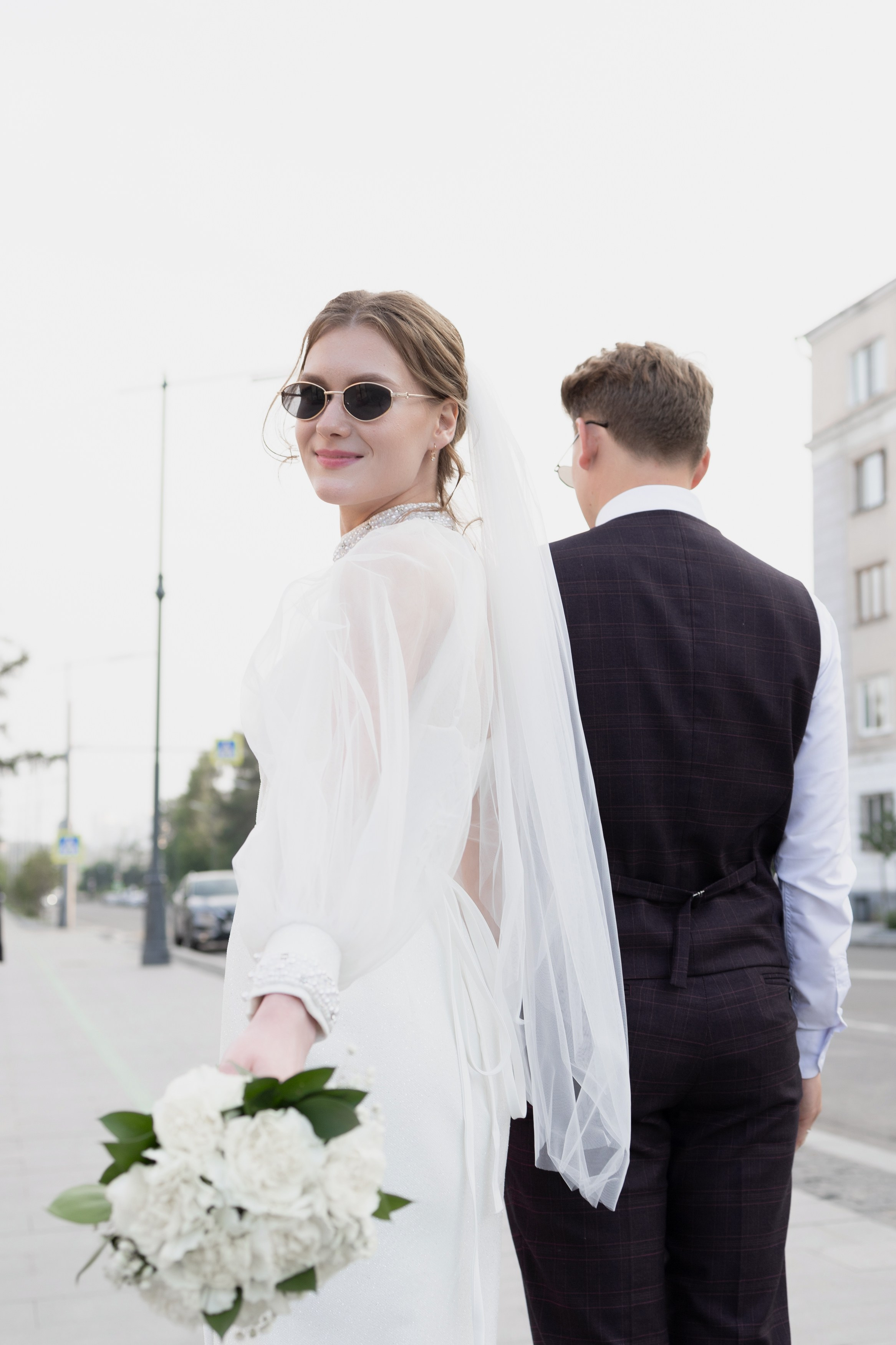 Владислав и Юлия Вечерняя прогулка по городу. Свадебный Фотограф в Иркутске Екатерина Елисеева