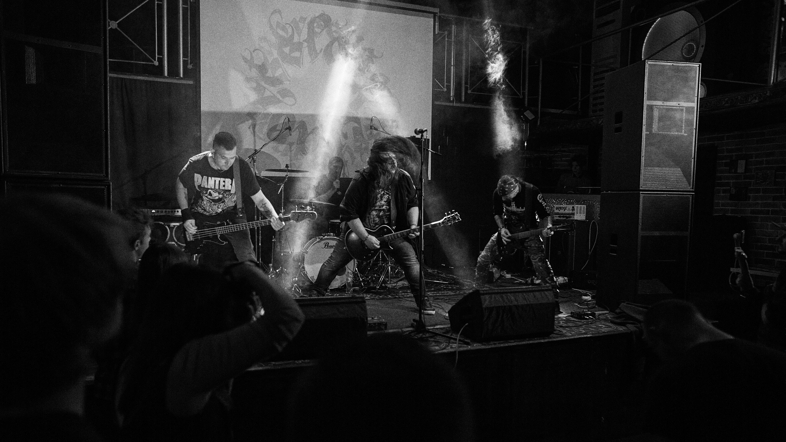 2023-11-03. Abysslooker