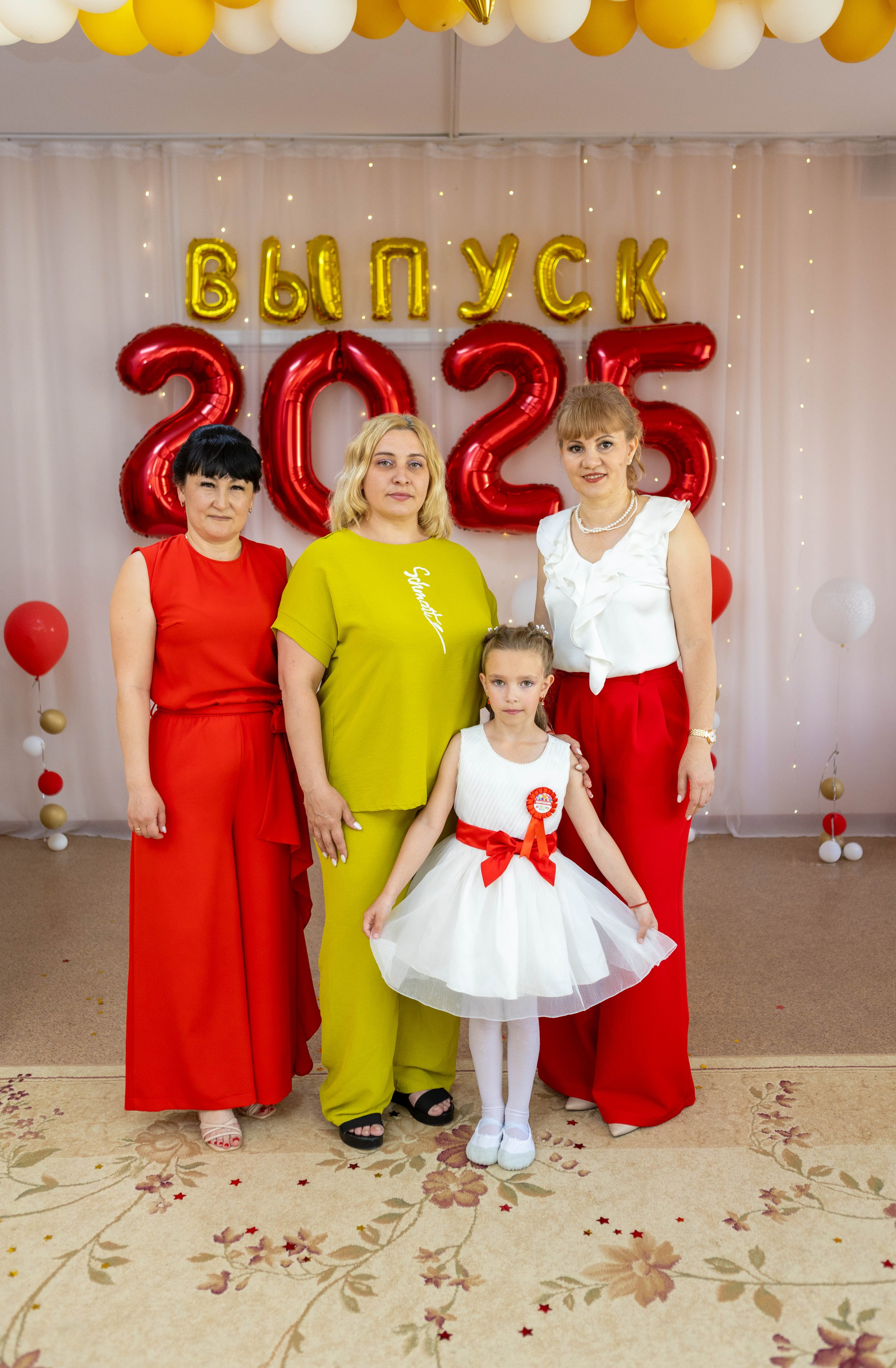 Выпускной в детскому саду 2025 год. Свадебный и предметный фотограф Ренат Каламперов