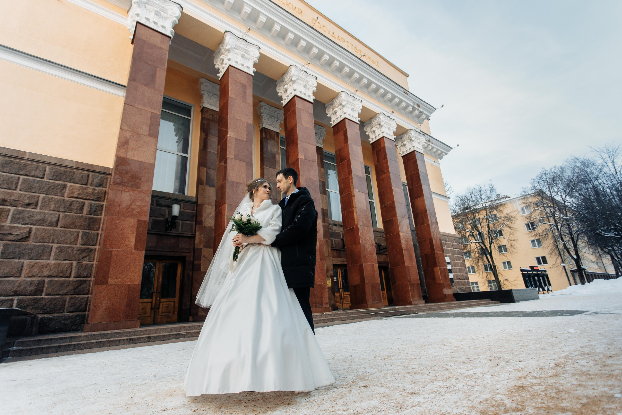 Свадьба в Смоленске зимой. Свадебный фотограф Смоленск. Свадебный фотограф Вашкевич Денис