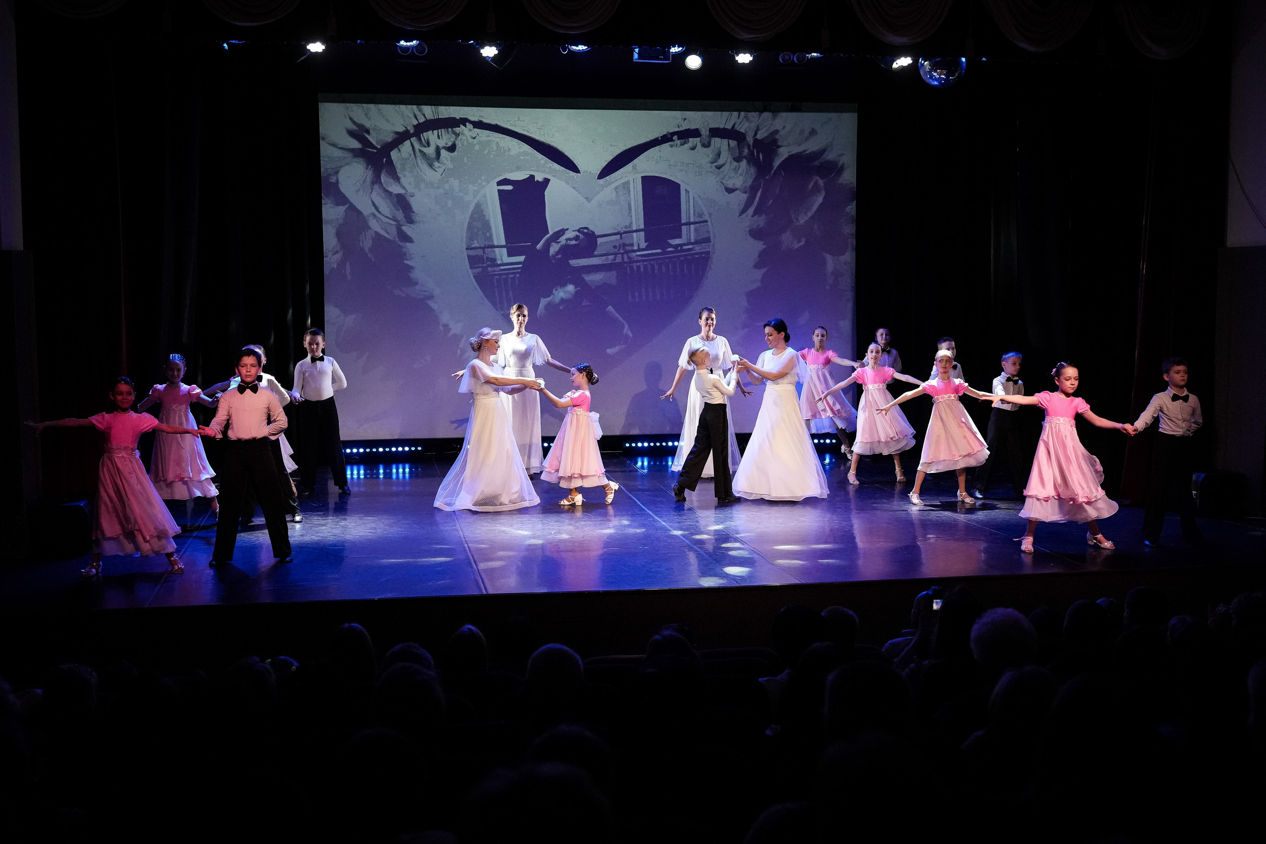 Концерт НАБТ «Роната» Театра Ростова Великого. Репортажный фотограф Сергей Сажин г. Ярославль