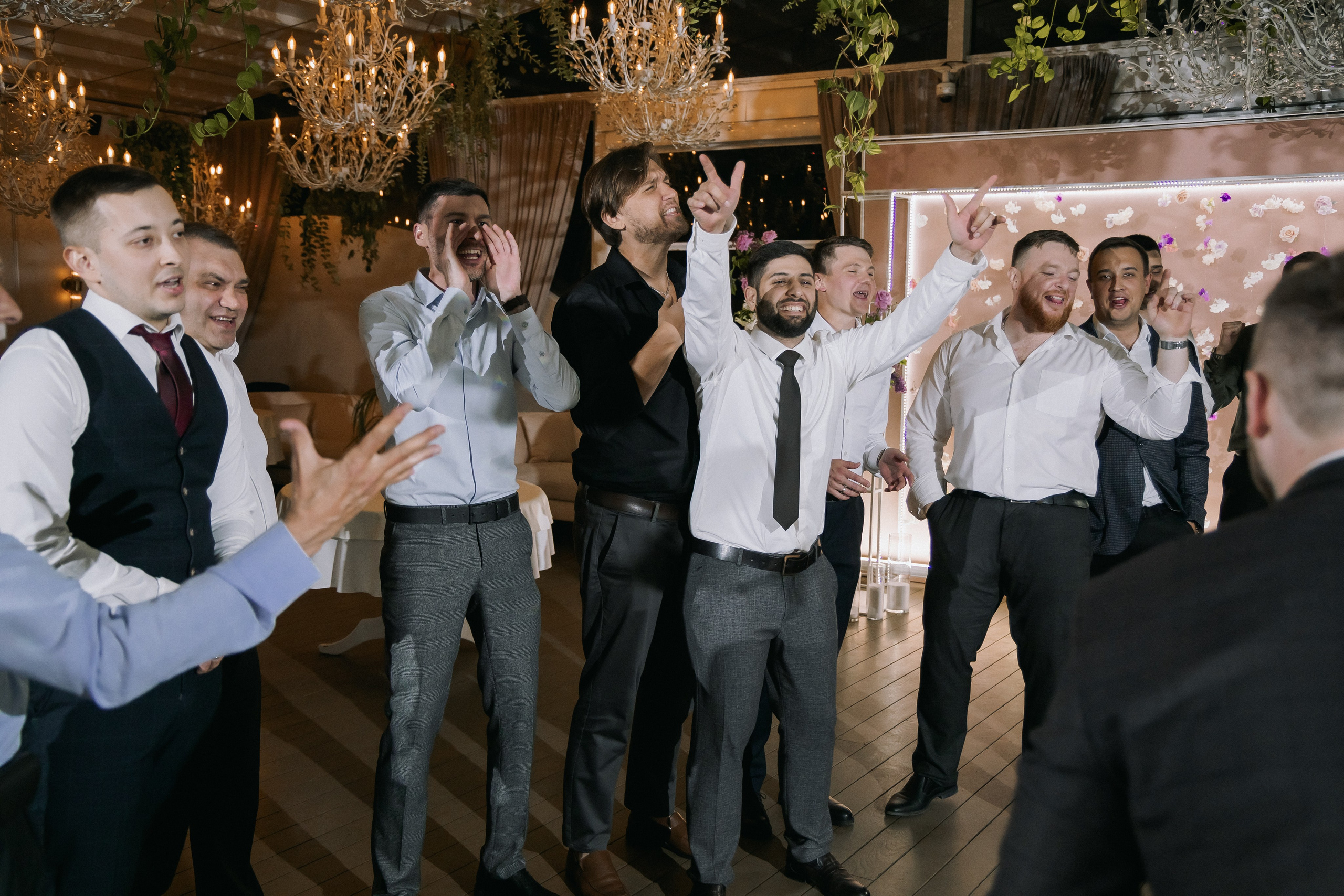 Яна и Святослав. Свадебный день. Свадебная фотография. Арина Рубах