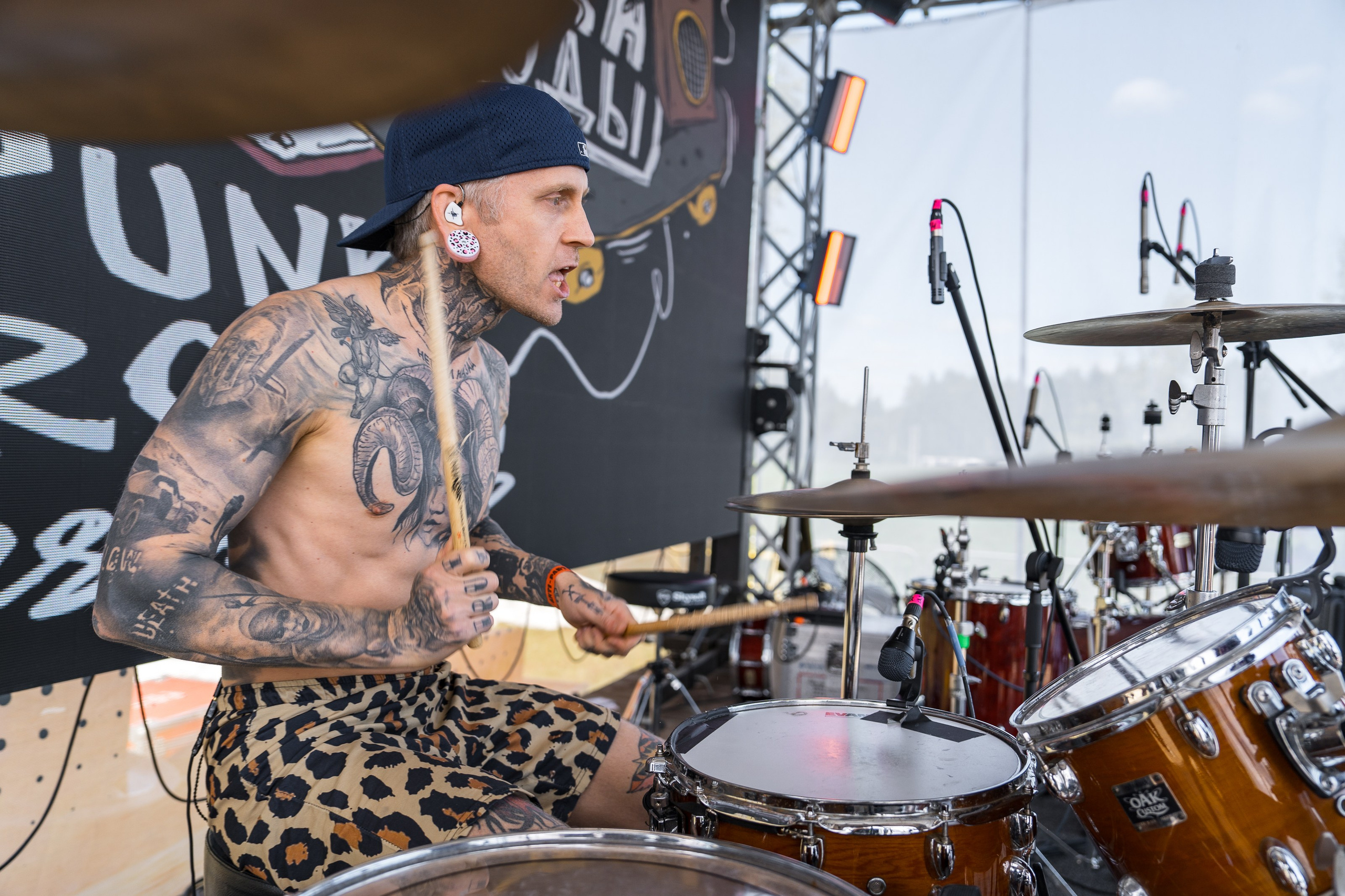 Фотоотчет с главного панк-рок фестиваля страны Anti-Party 2025. Фотограф Николай Прокофьев модельные тесты в Москве