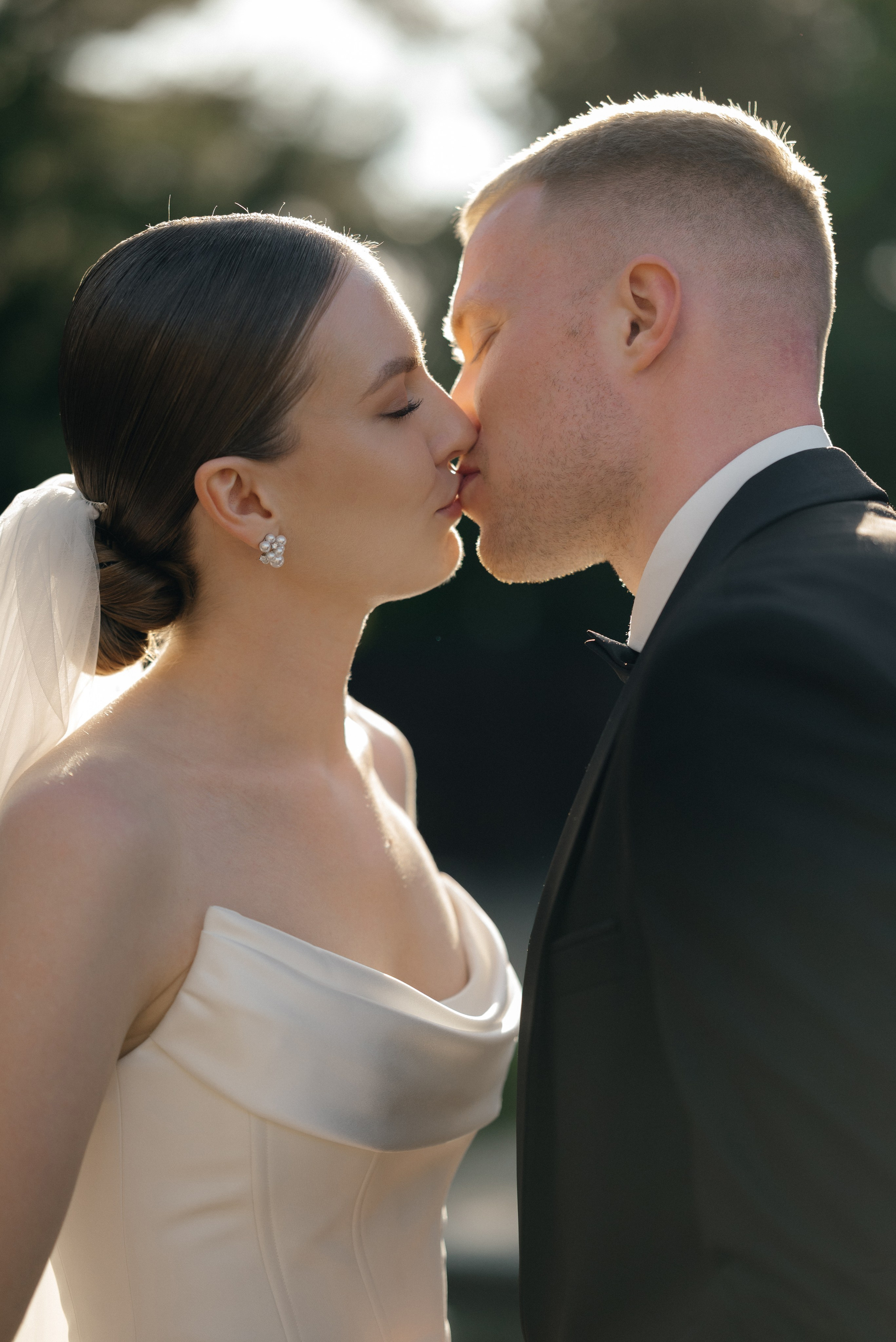 Wedding day in DELICE CHALET. Wedding PHOTOGRAPHER Andrew Vnukov