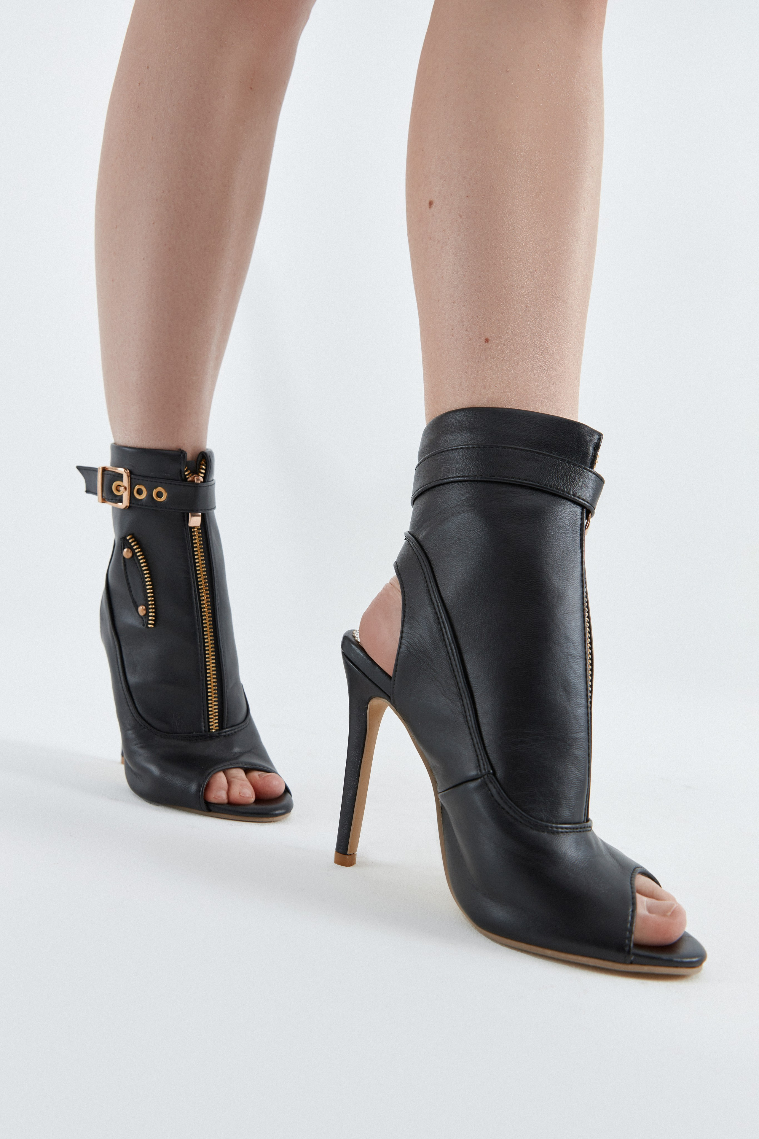 Танцевальная обувь. Главная