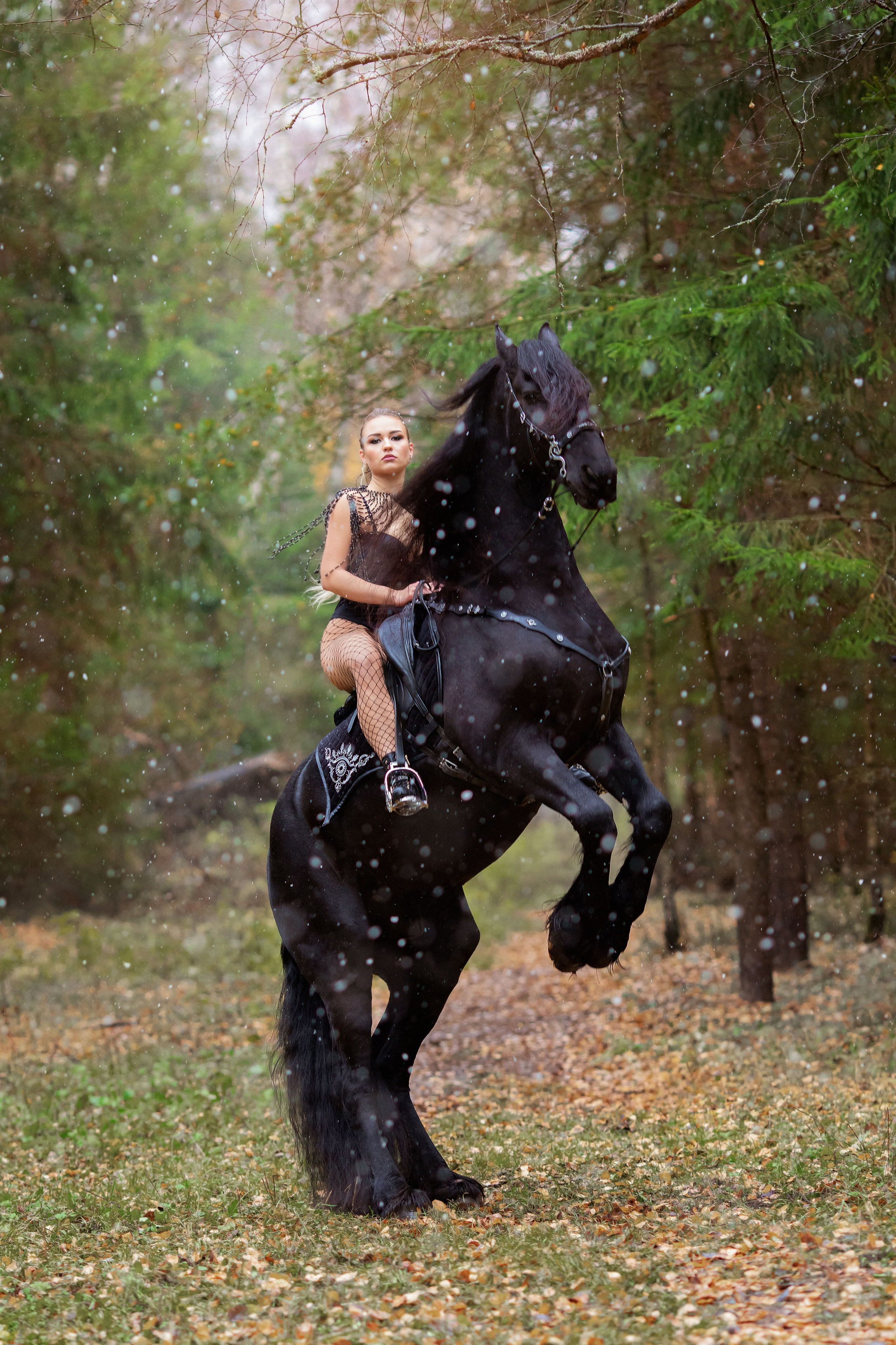 Женские портреты и тематические фотосессии в  Долгопрудном и Москве. Детский и семейный фотограф Ольга Князева Москва и Московская область