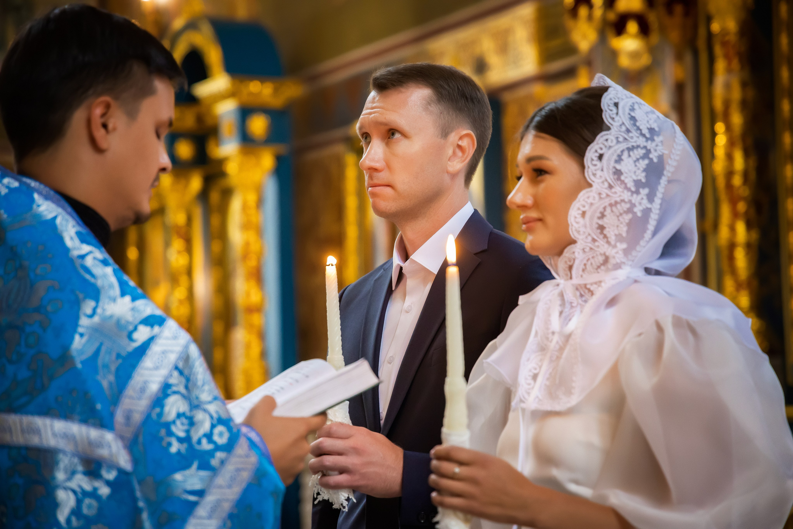 В Храме. Семейный и Свадебный фотограф в Астане Александр Астапов