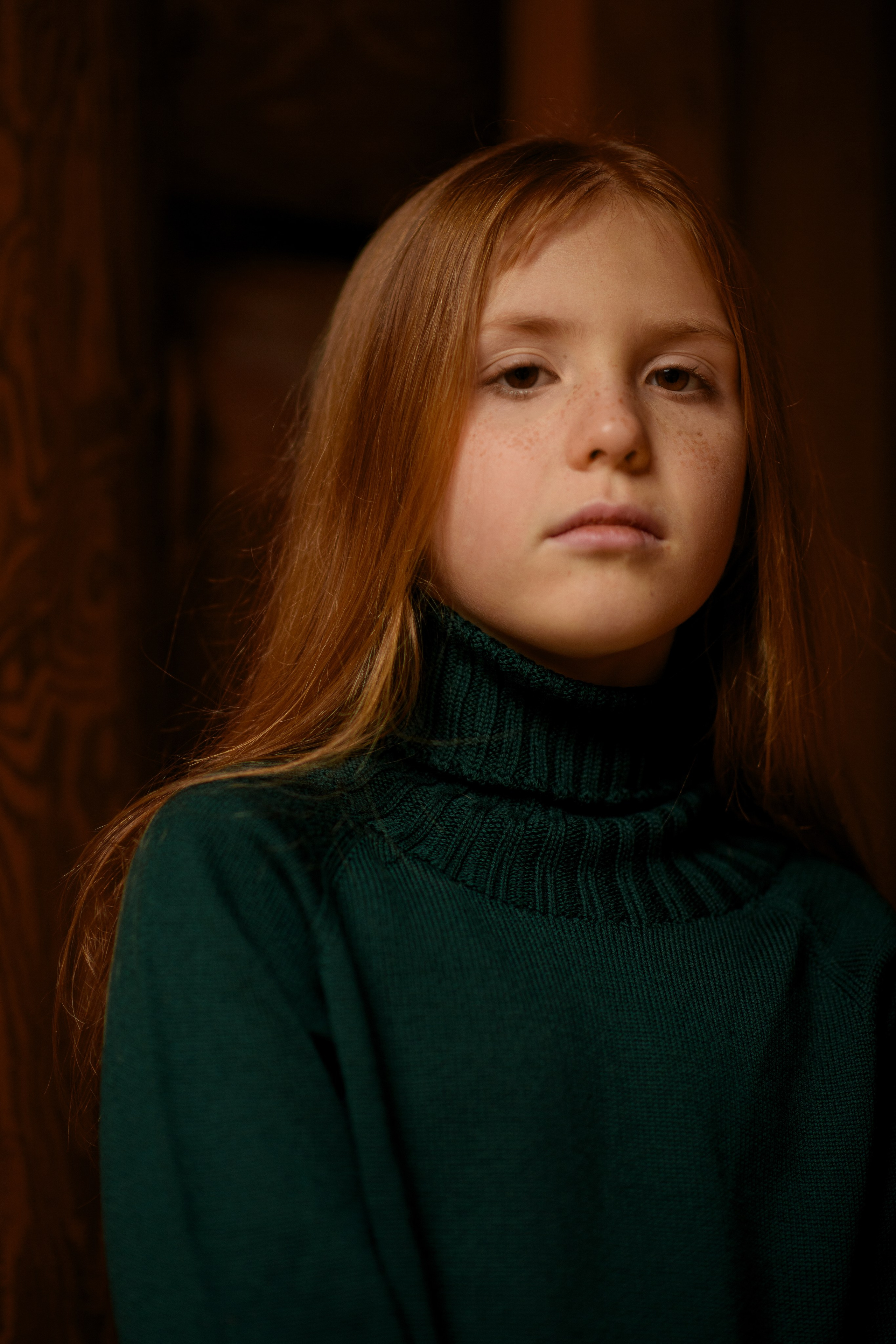 Фотосессия рыжей девочки-подростка в Коломенском. Главная