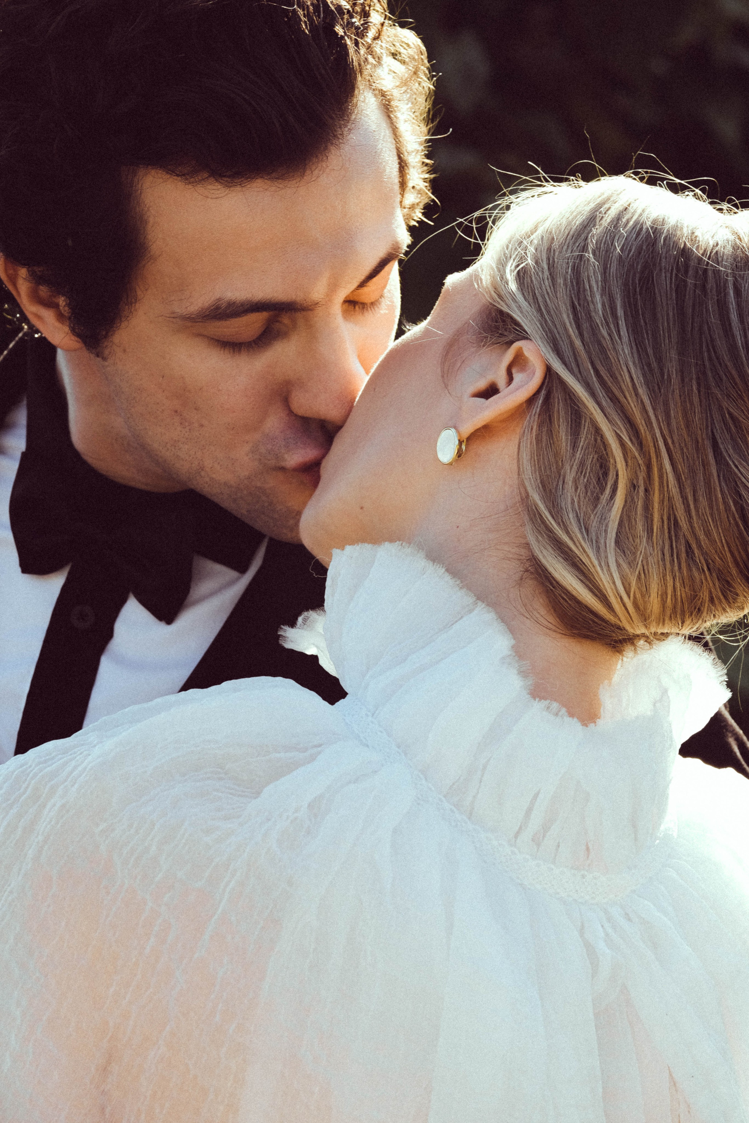 СВАДЕБНАЯ СЬЕМКА В ПАРКЕ ОРАНИЕНБАУМ. Профессиональный фотограф, Санкт-Петербург — Виктория Богомолова