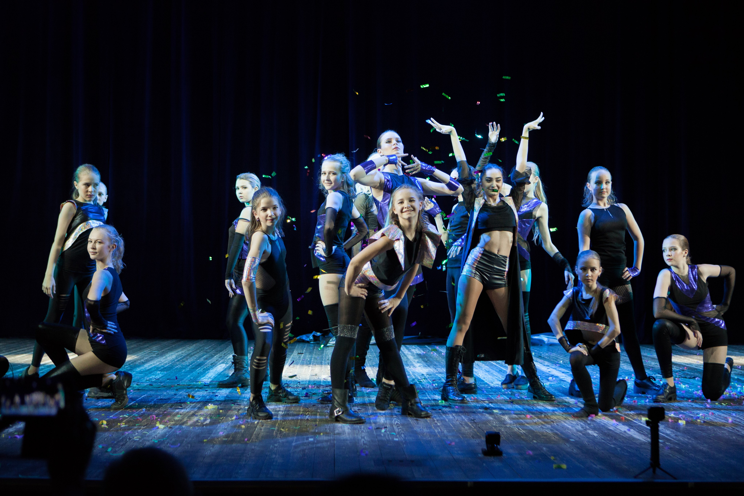 Танцы. Фотография, ретушь, сканирование, восстановление старых фото, интерьерная съёмка, студия. Данилов Александр, Москва