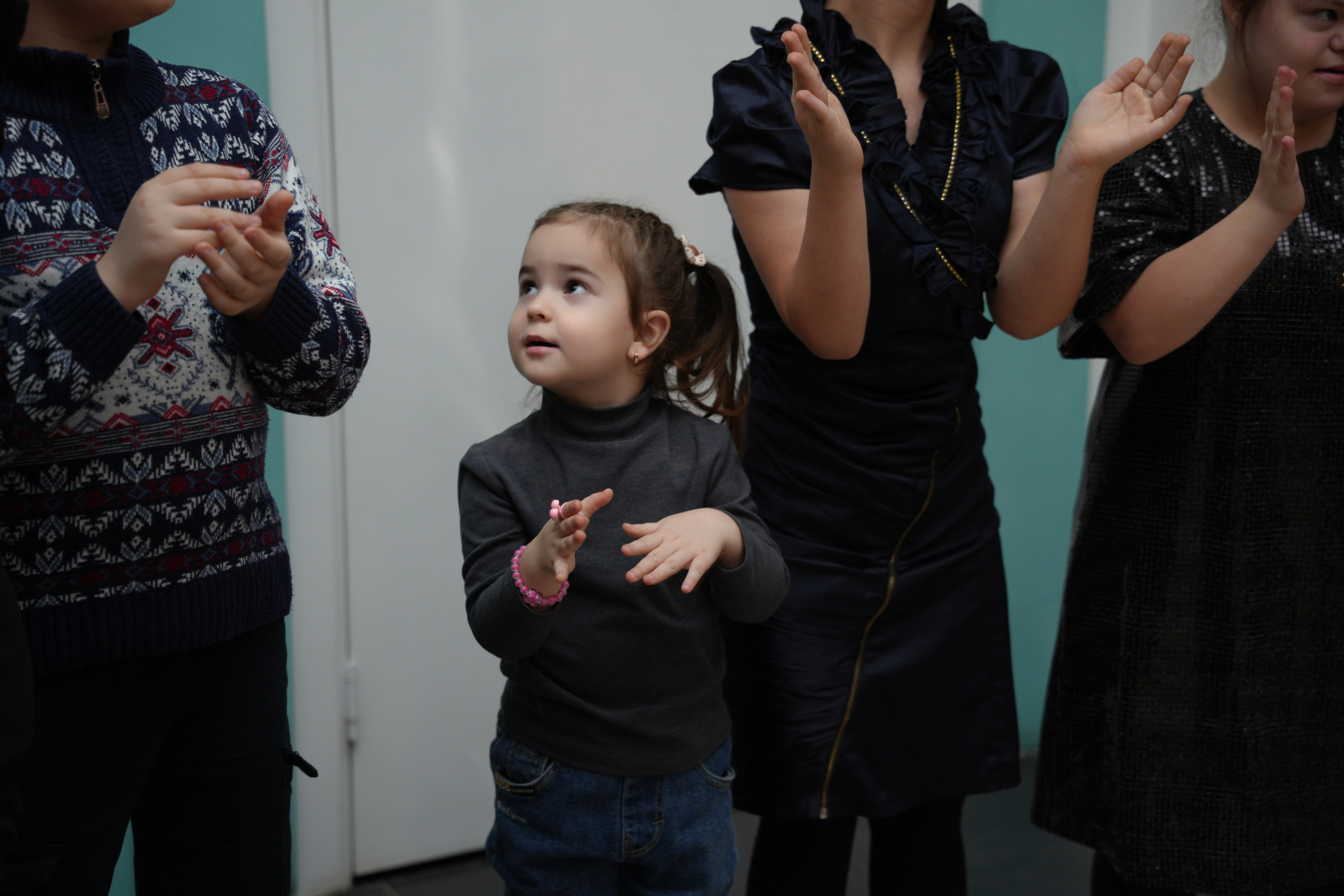 Социально —благотворительная акция «Ты в этом мире не один», посвященная Международному дню инвалидов. ВЫПУСКНЫЕ АЛЬБОМЫ, Школьный фотограф, семейный и свадебный в Саратове и области Ольга Плаксина