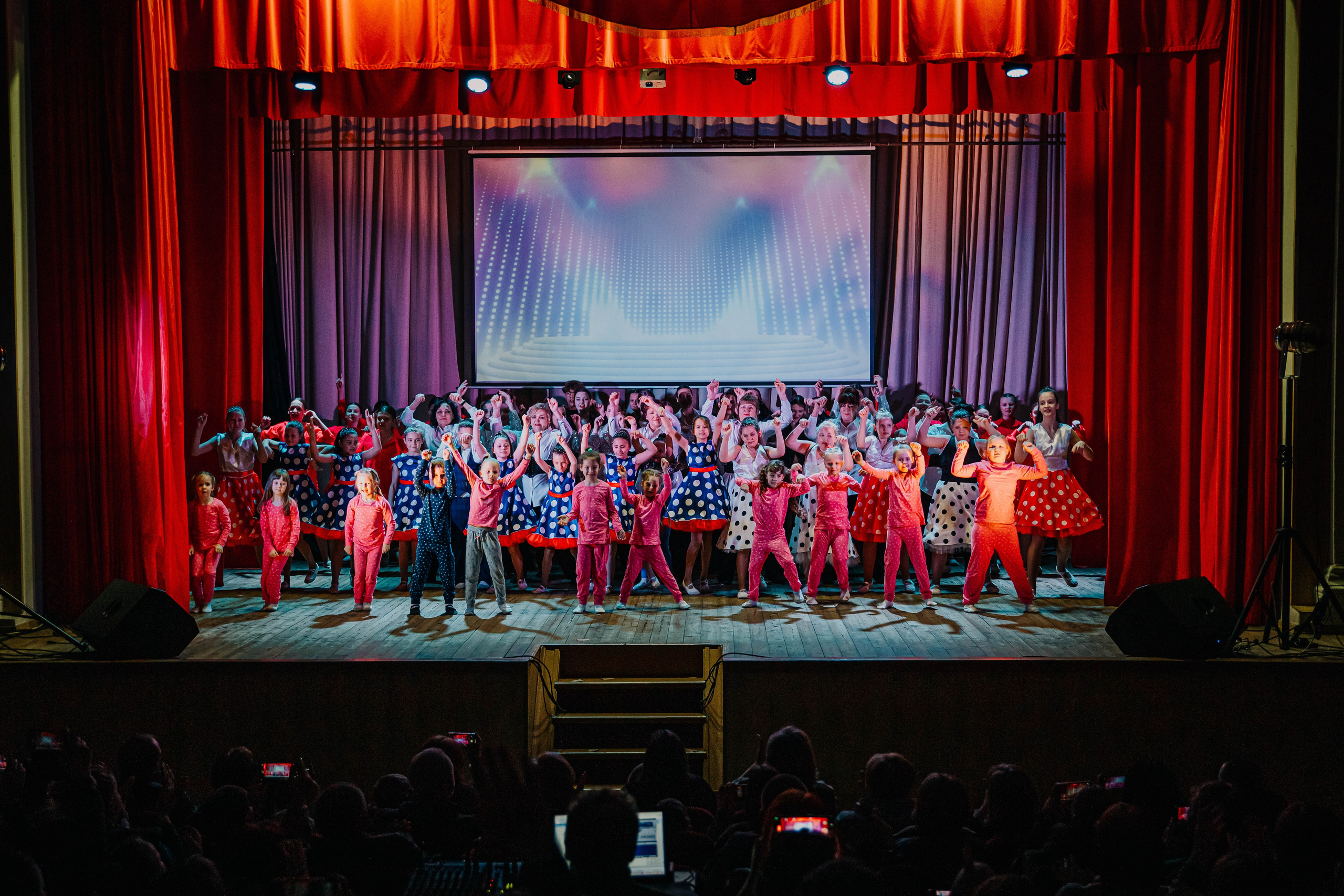 Отчетный концерт хореографического коллектива Пульс!. Фотограф Дарья Маташкова