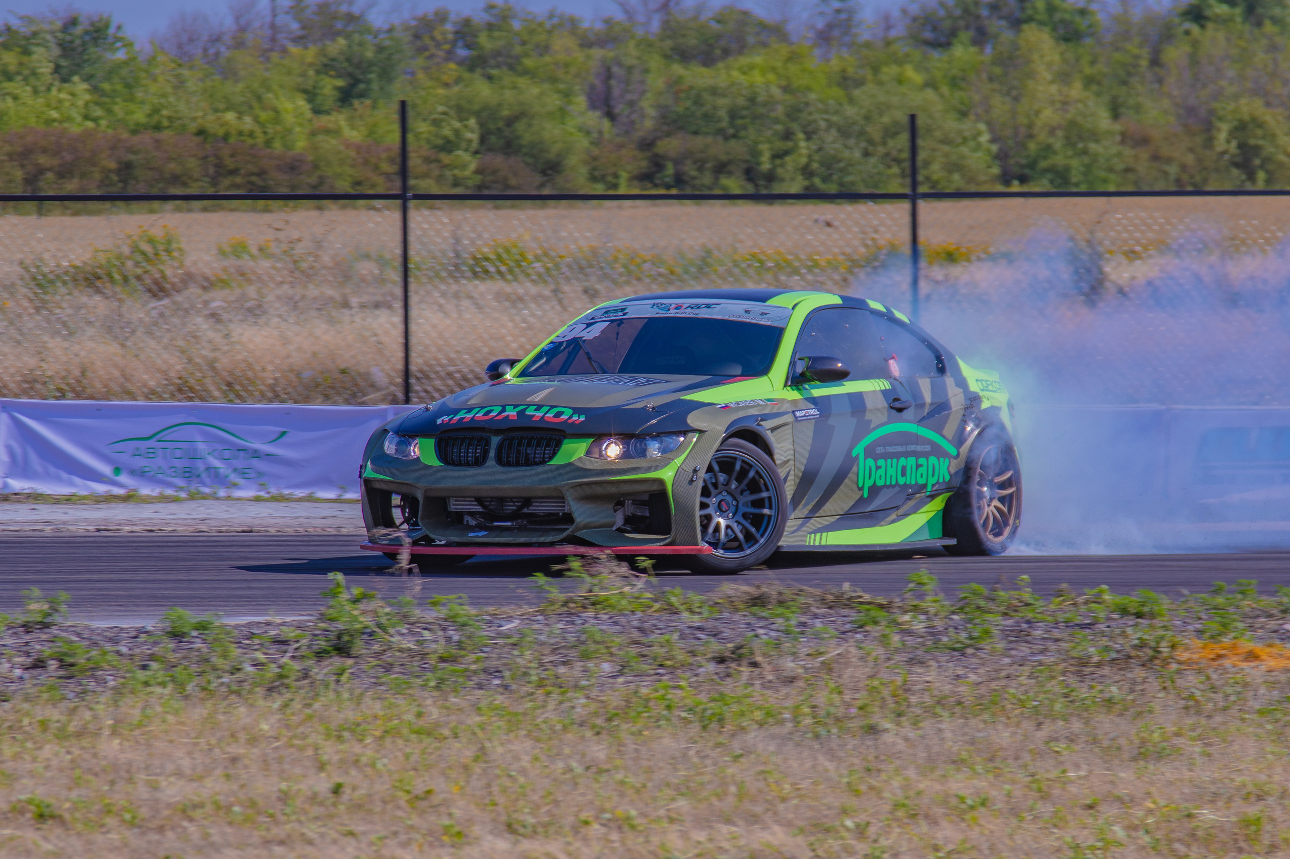 Фотосъёмка профессионального дрифта в Ростов-на-Дону. Портретный фотограф в Ростове-на-Дону Антон Казарин