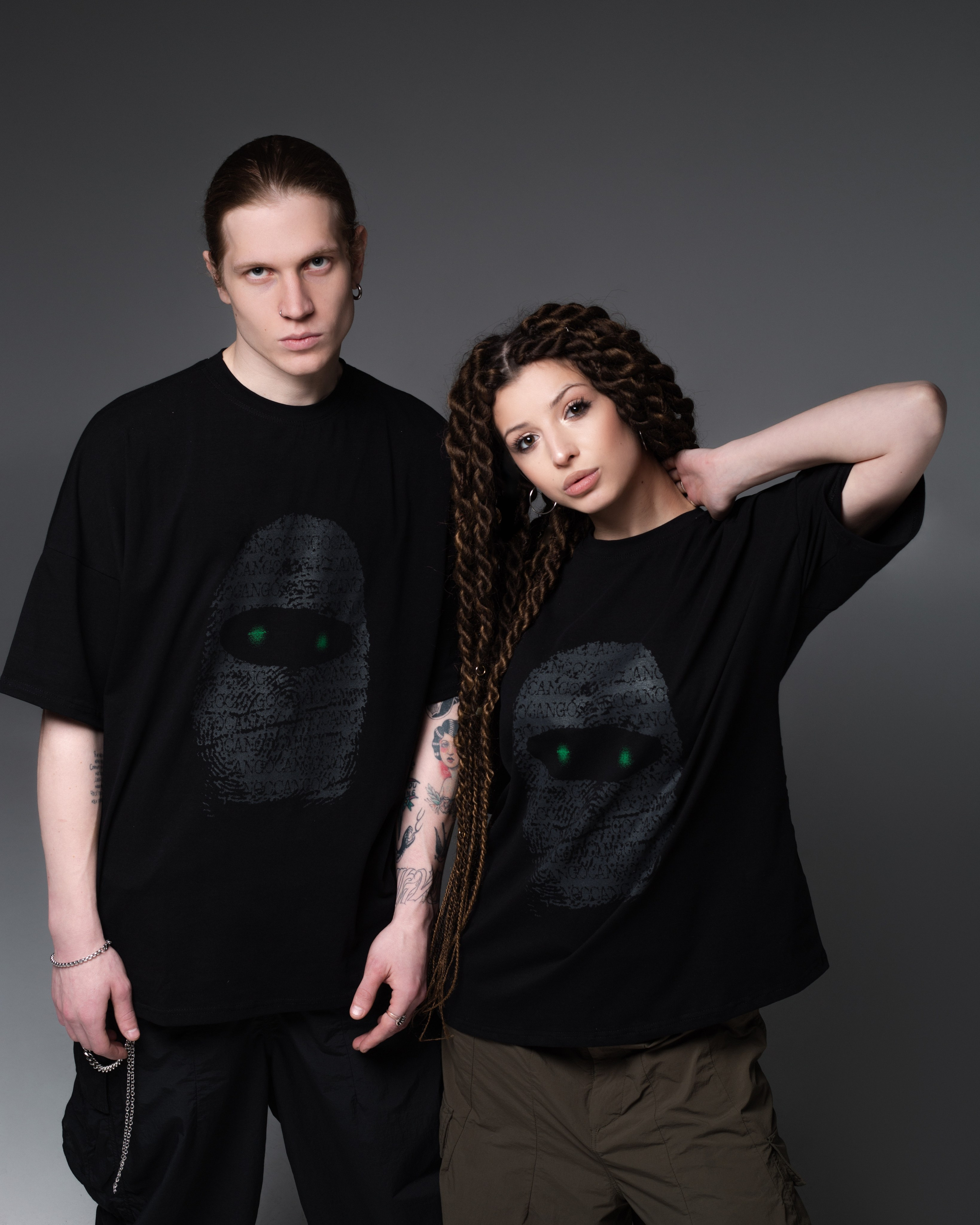 КАТАЛОГ | серый фон. RUNA production — стильные съемки для брендов