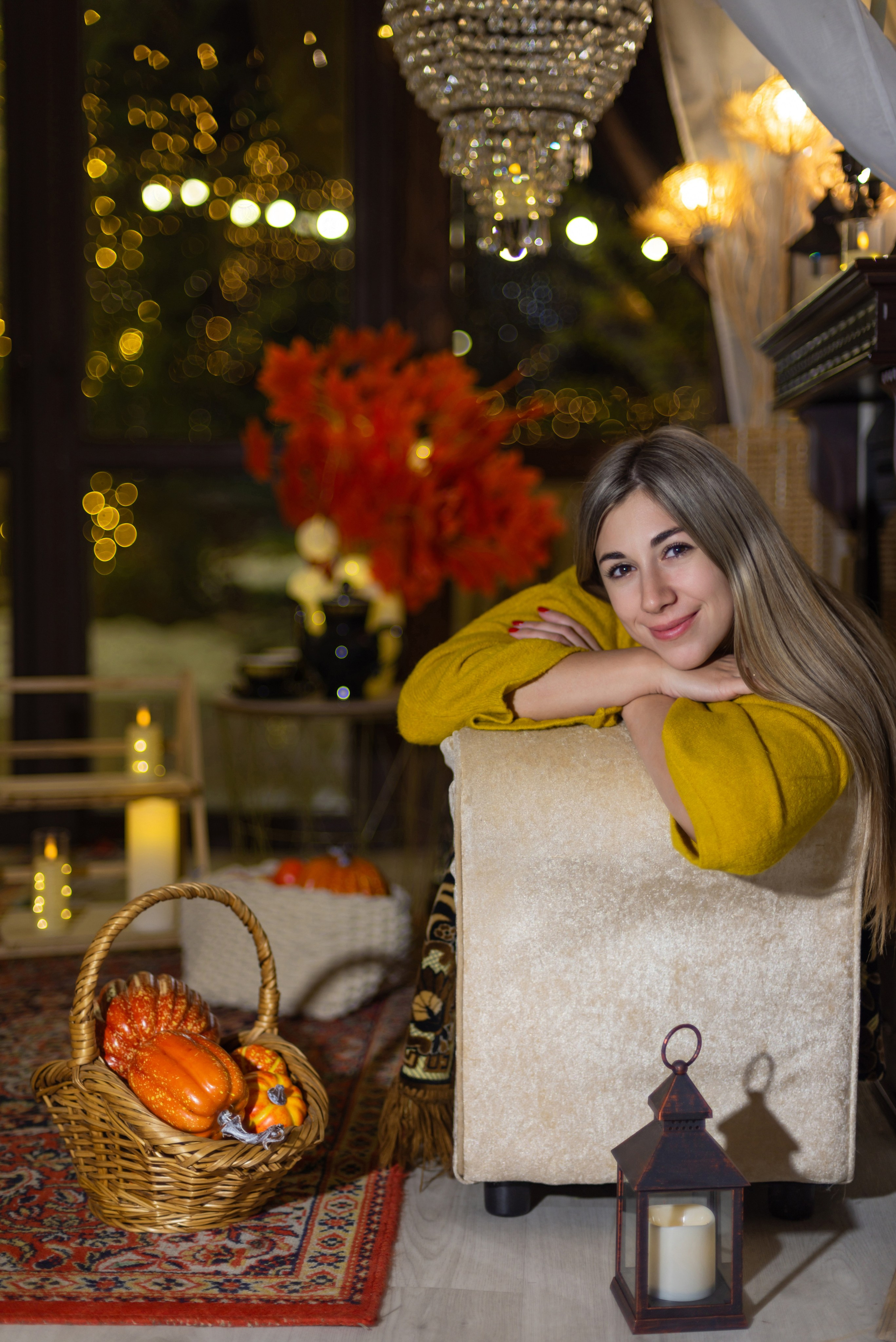 Осенняя фотосессия с вечерними огоньками в загородной локации в Иркутске. Ольга Ли свадебный семейный фотограф Иркутск