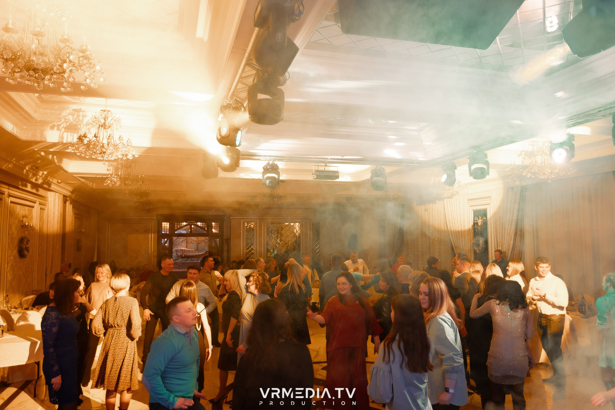 Новогодний вечер в ресторане «Лазурный Берег»