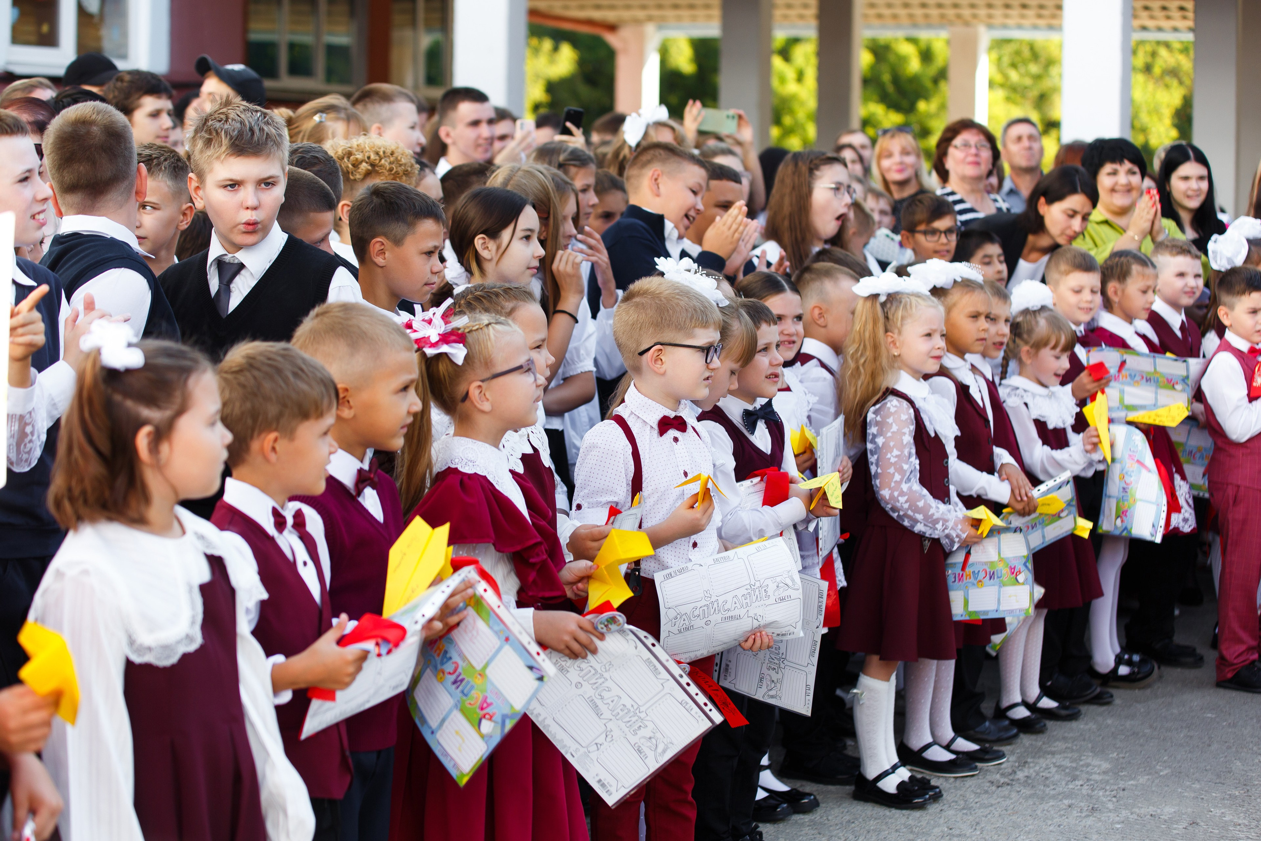 01 СЕНТЯБРЯ 2024 (МБОУ г. Мценска «Средняя школа № 9»). Профессиональный фотограф в Мценске и Орловской области