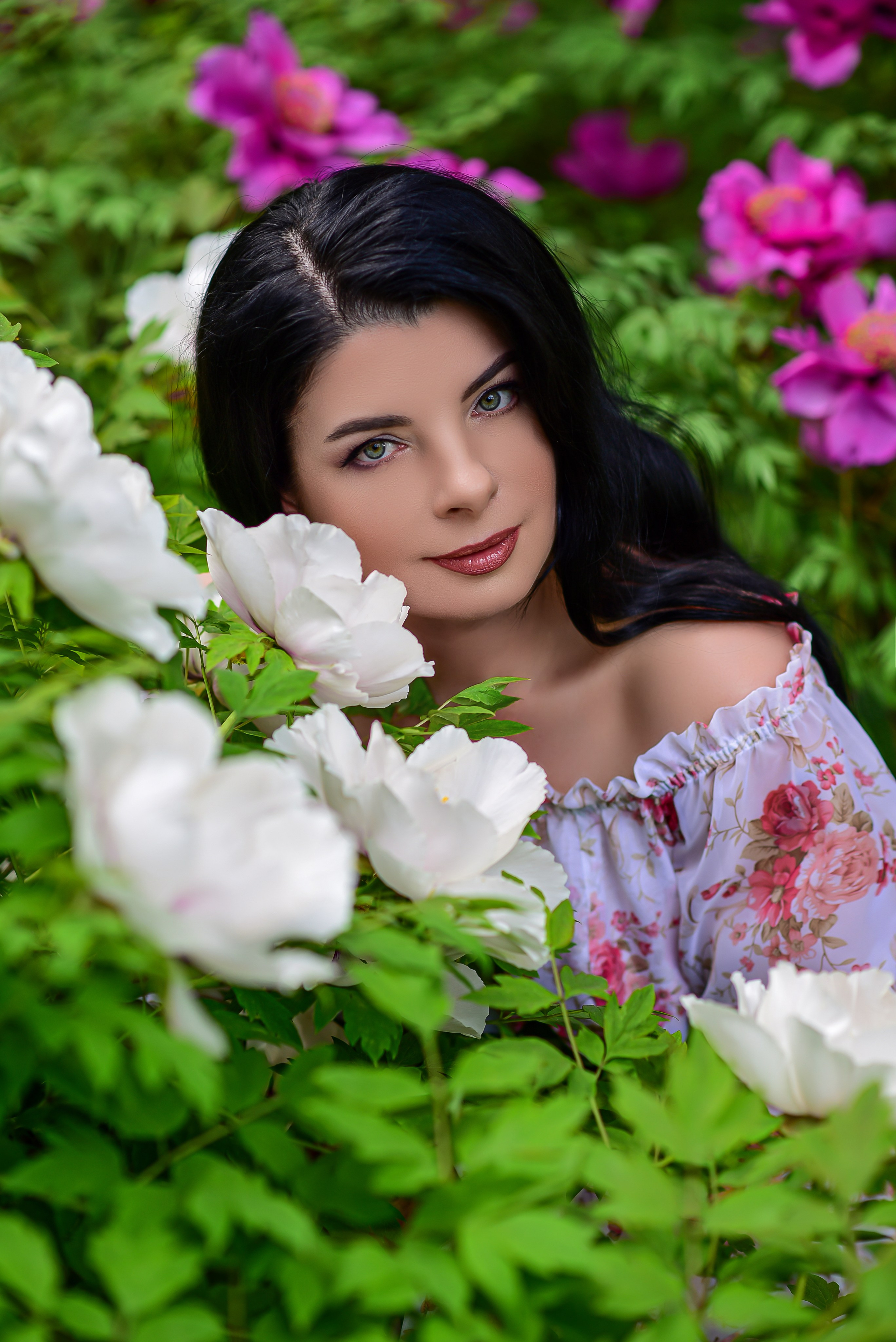 Весна. Съемка в цветении. Семейный и свадебный фотограф в Донецке Донская Анастасия