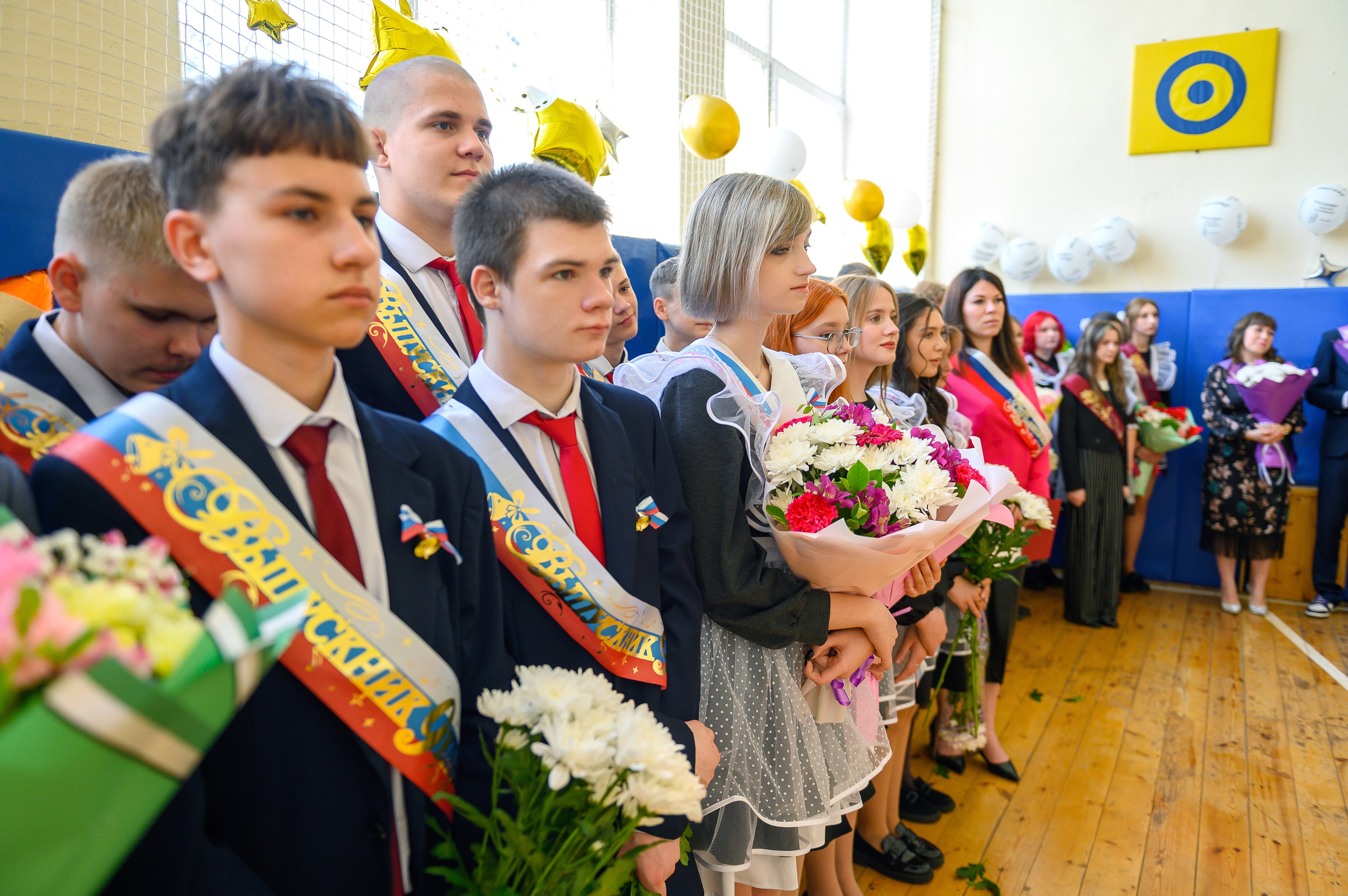 Последний звонок 2025. Фотограф Галина Лисанова, г. Брянск
