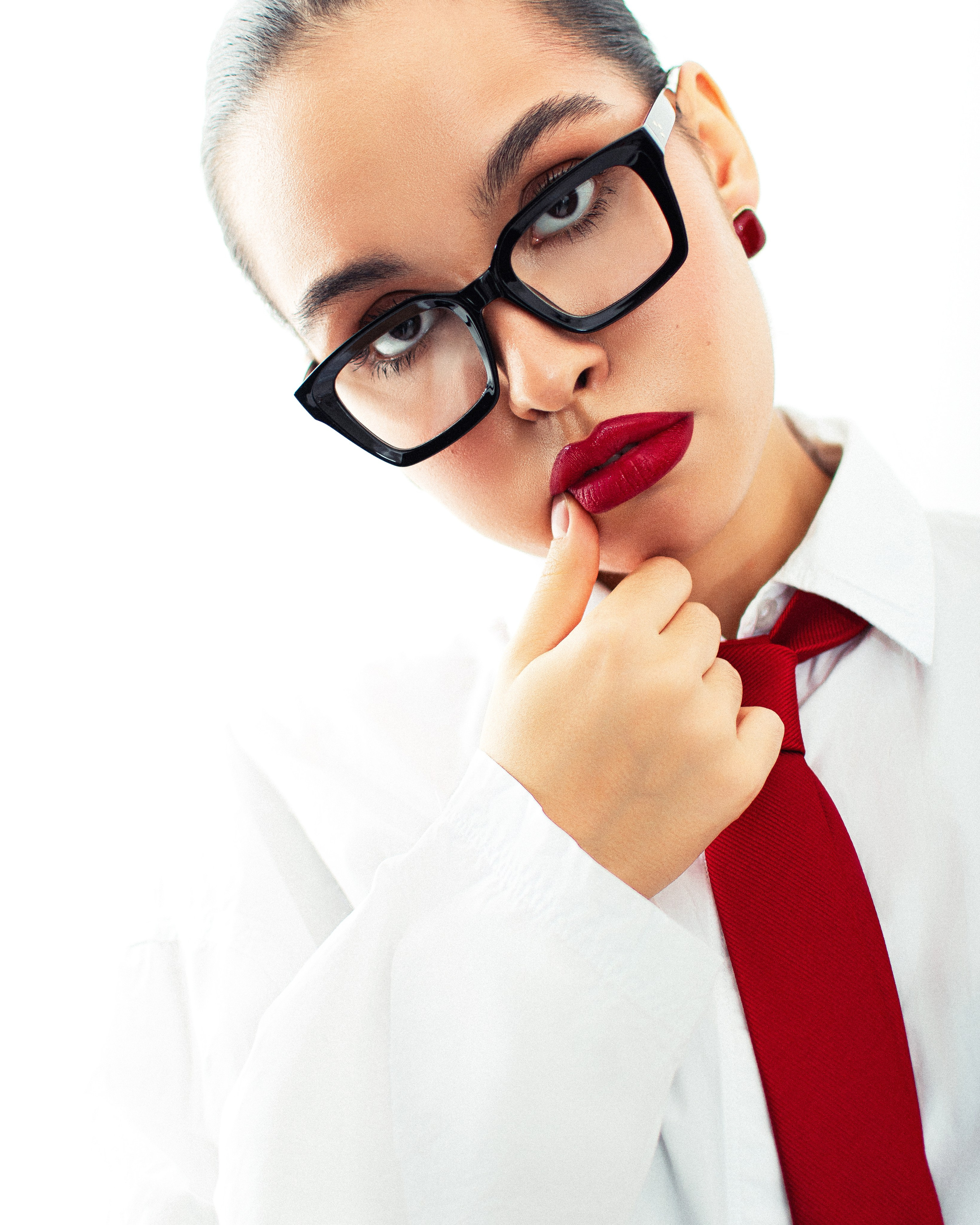 Ксения. Фотограф-ретушер в Крыму Юля Лобурец