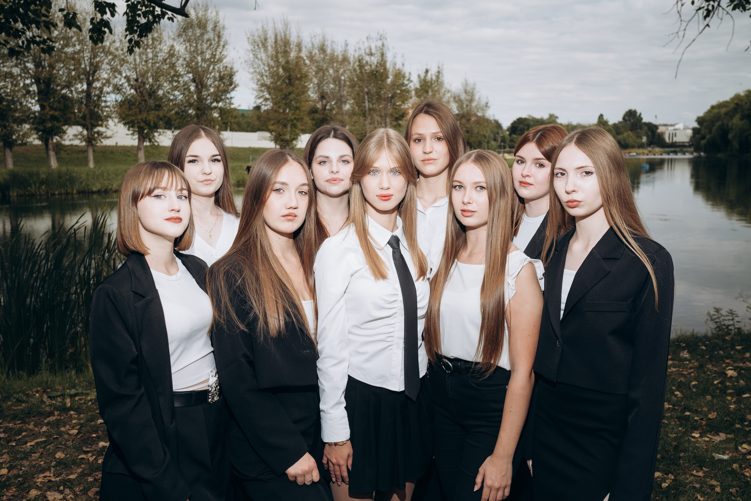 Уличные. Выпускной альбом Воронеж | Студия выпускных альбомов Ностальгия