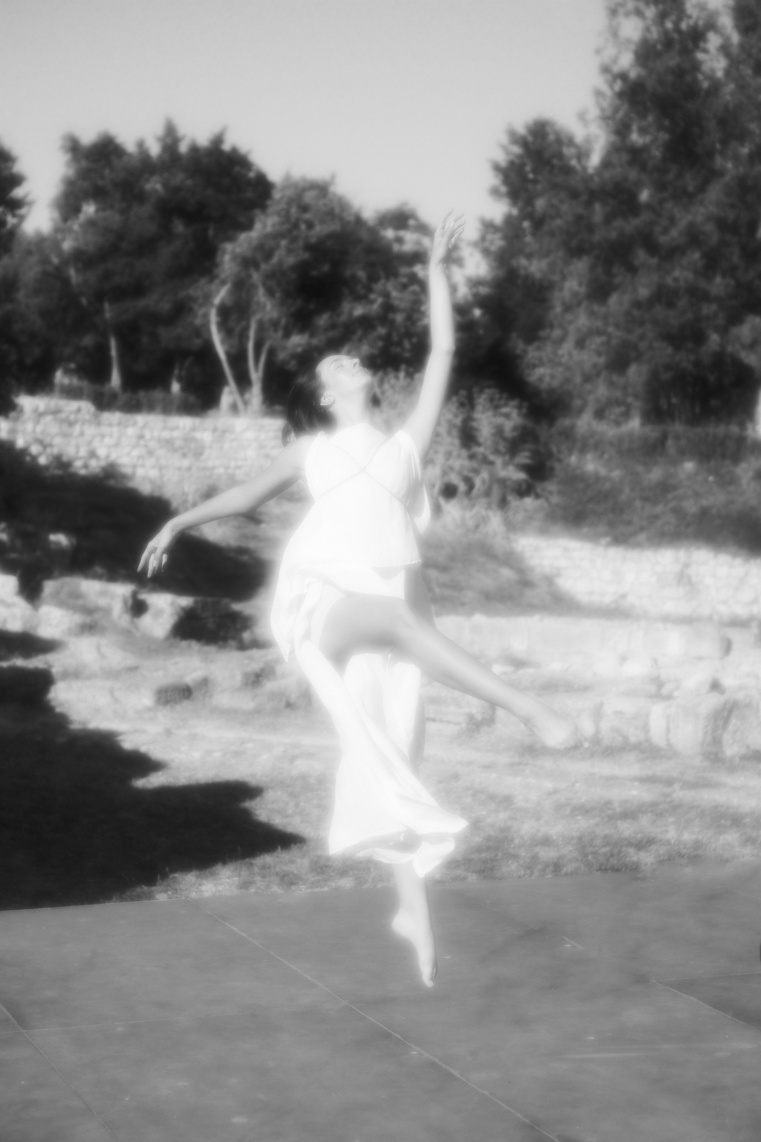Dance, Isadora, dance!. Fashion Photographer Oxana Chernomorets