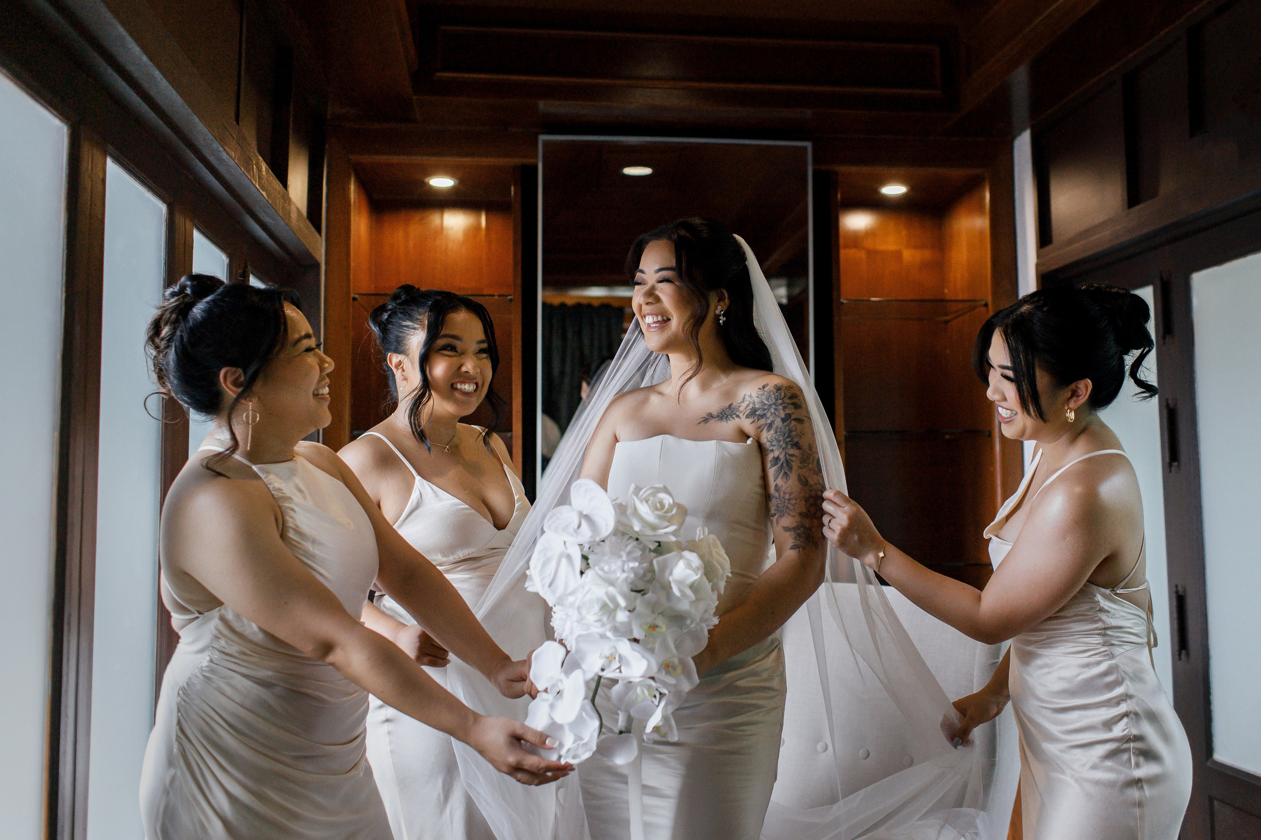 Wedding in Phuket at the Thavorn Hotel. Photographer in Phuket. Photographer Thailand