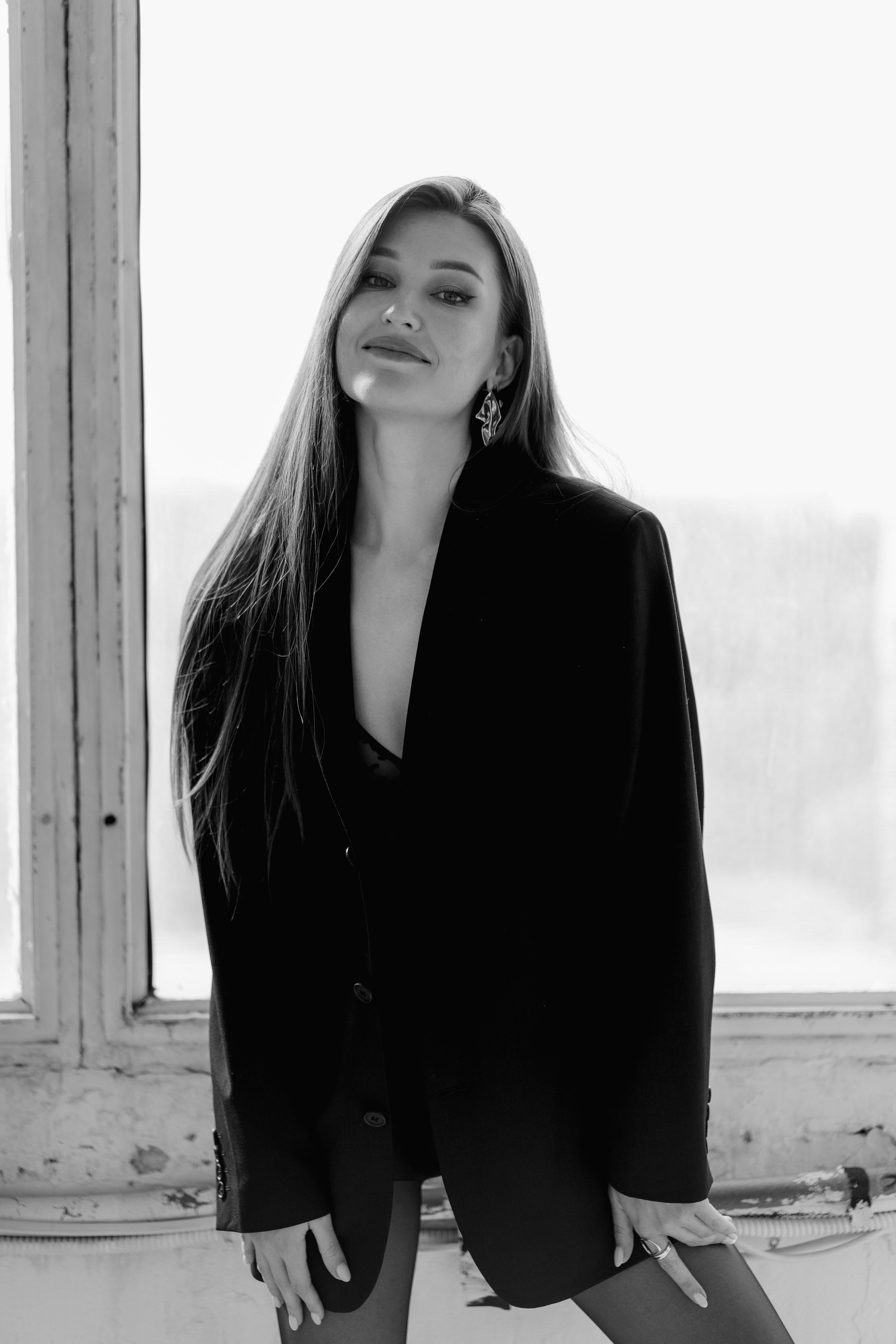 Женские портреты в студии. Портреты студия Москва. Модельные тесты. Lovestory студия в Москве. Женсий фотограф