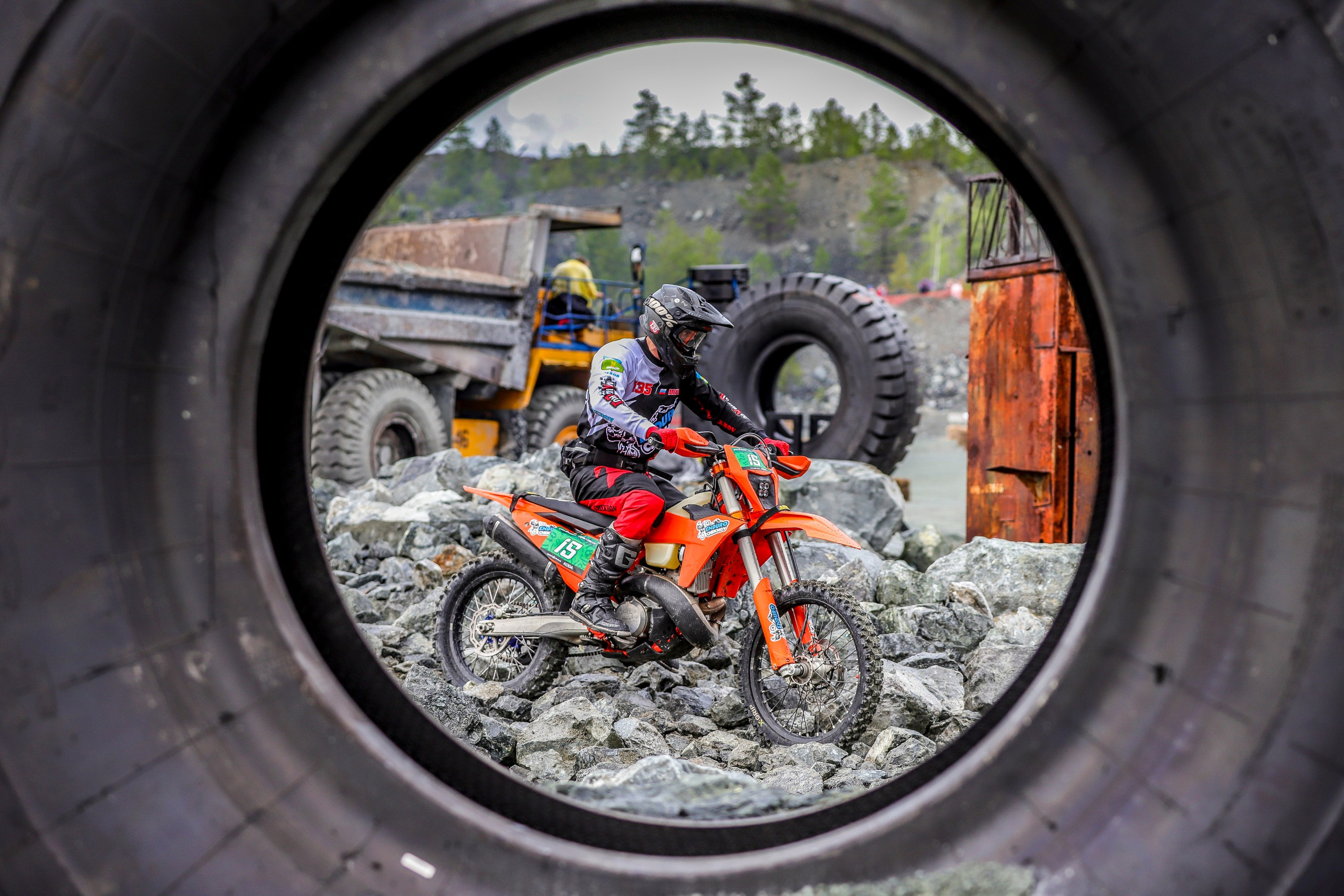 Мотофестиваль эндуро На угле. Спортивный и репортажный фотограф в Екатеринбурге Пустовая Аделя