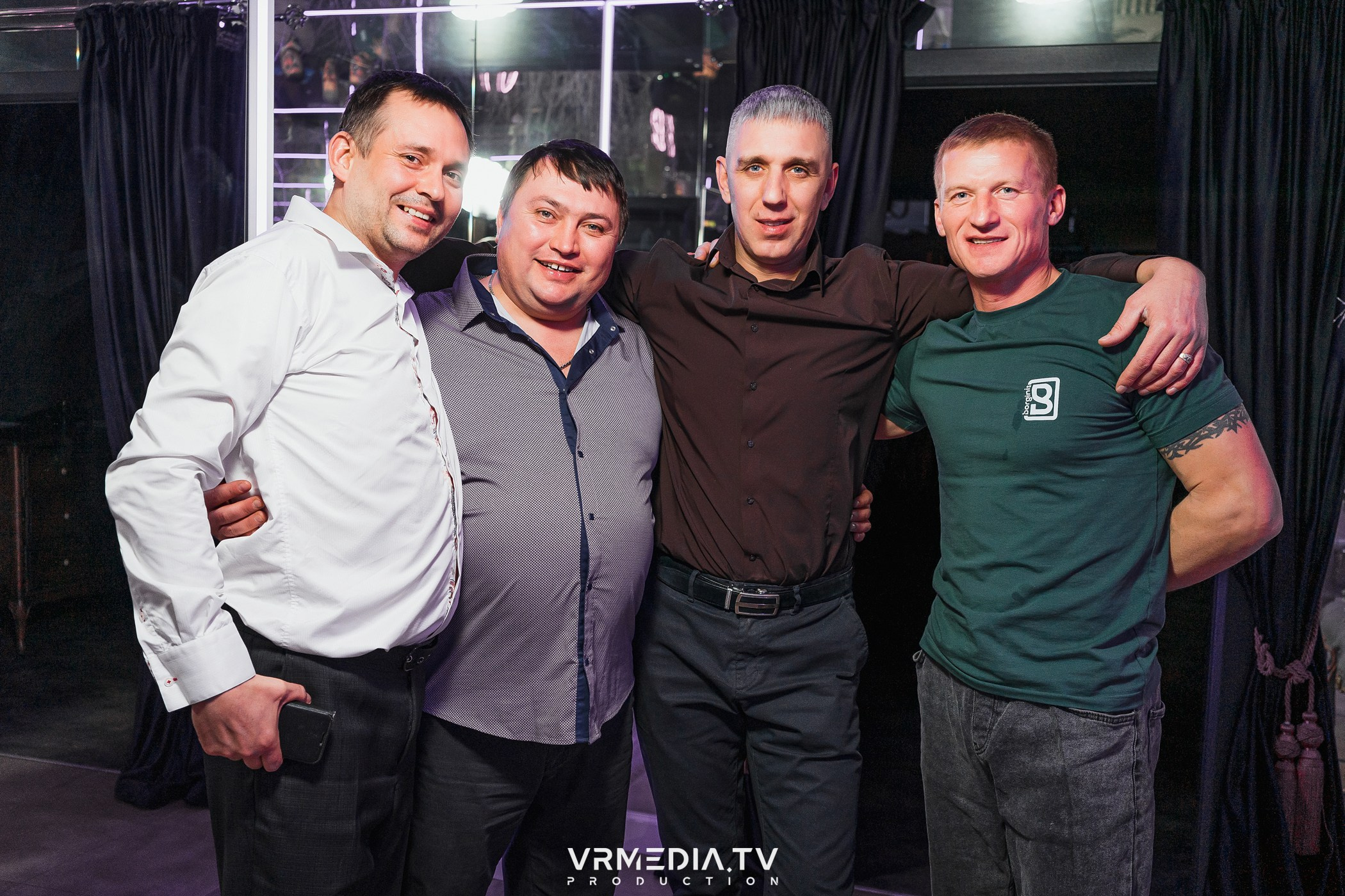 РОК-ВЕЧЕРИНКА в караоке-баре «Volna»