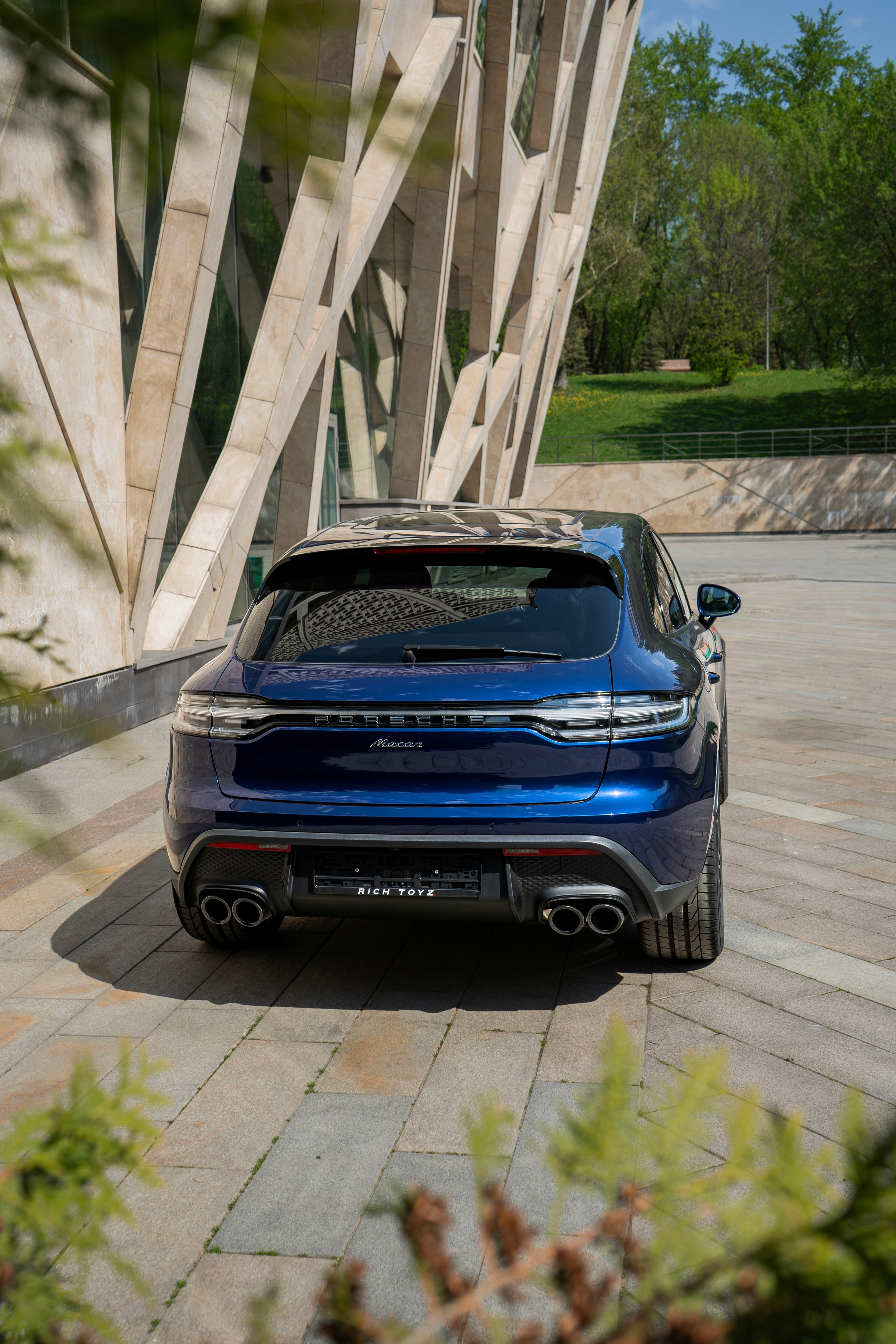 Porsche Macan. Автомобильный фотограф Ногинск Денис Городок