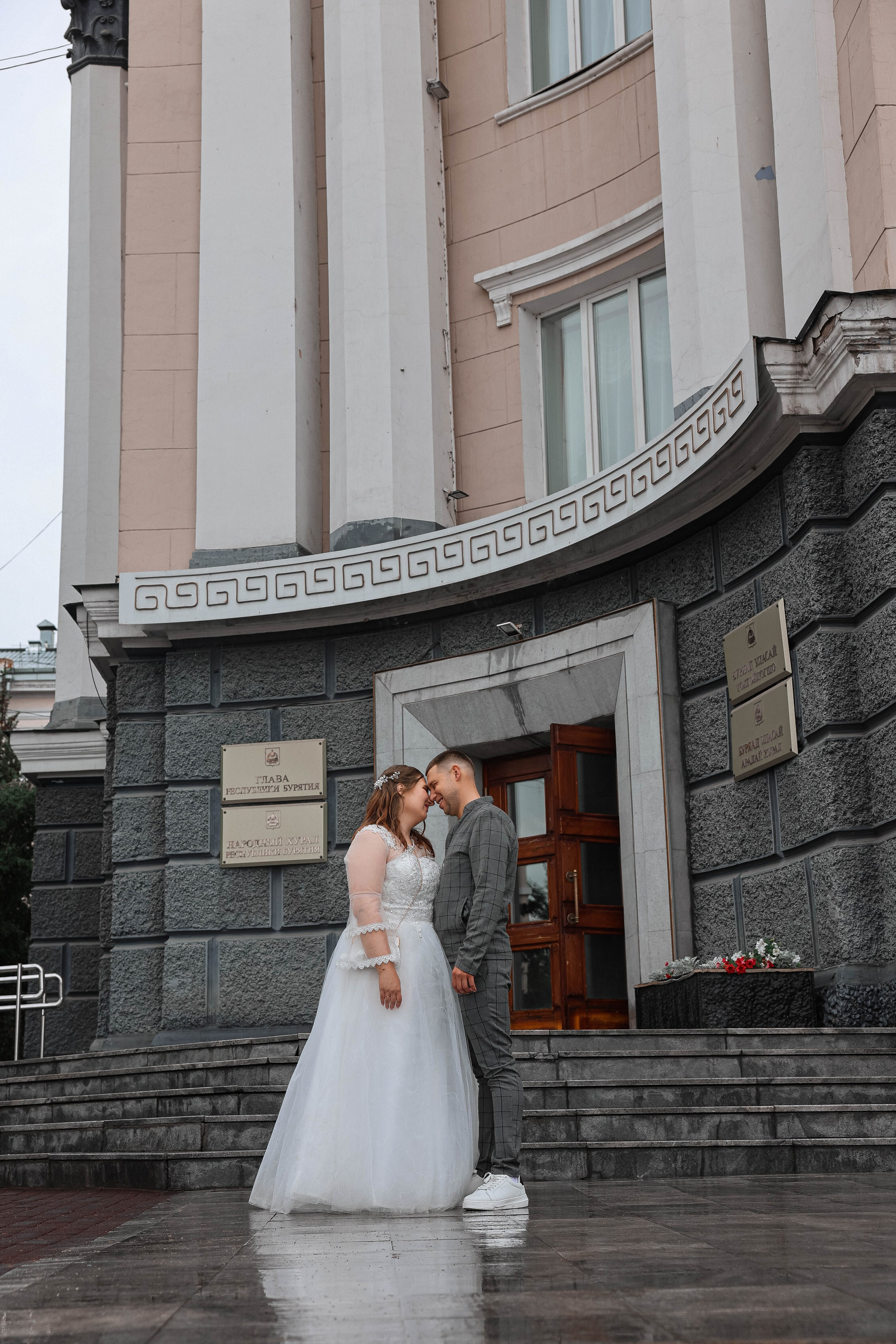 IVAN AND EDGENIA. Свадебный и Школьный фотограф Улан-Удэ Бурятия Джулия Топоева Выпускные альбомы Фотограф на мероприятие