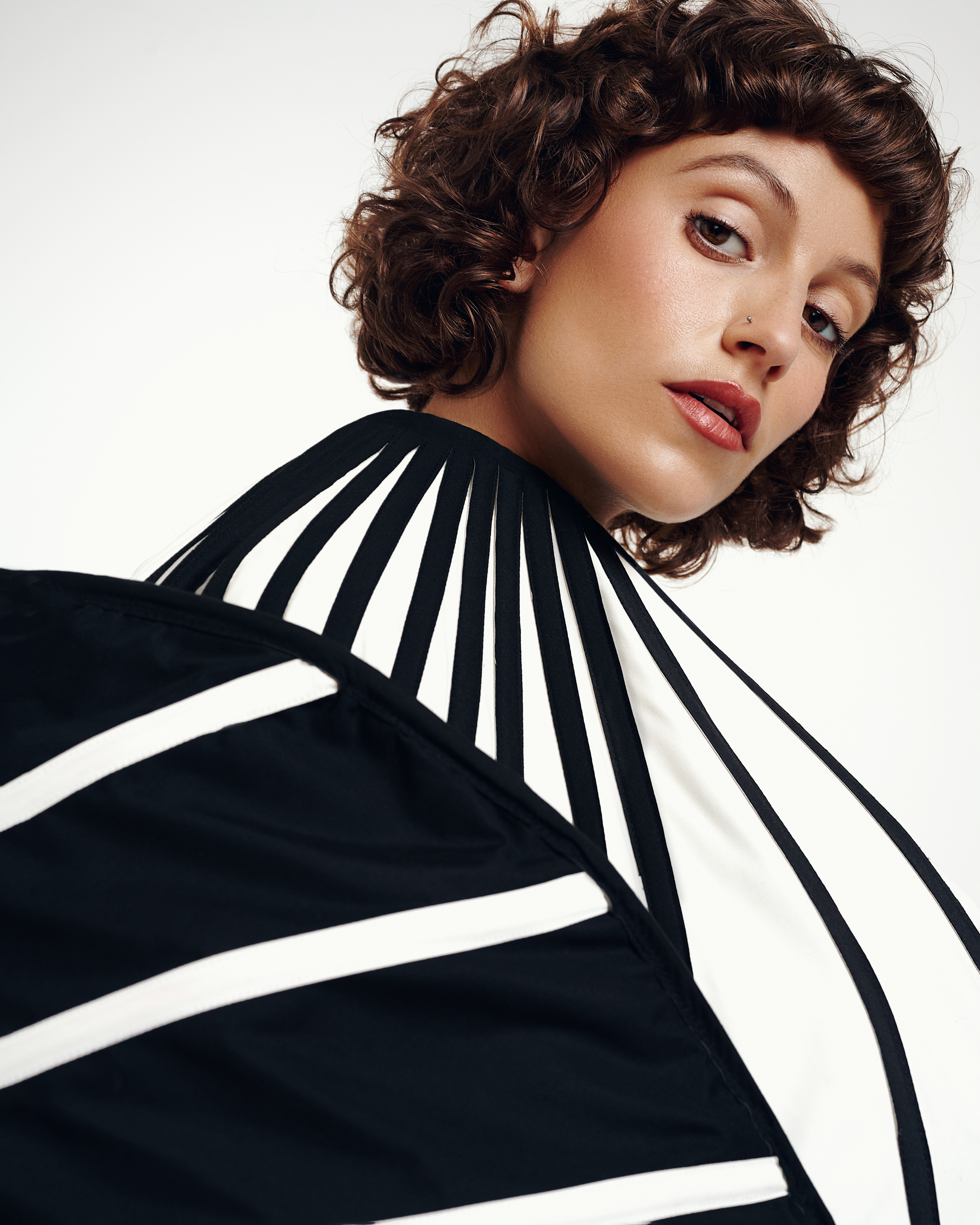 Beauty & fashion retoucher available worldwide Liya Embrace