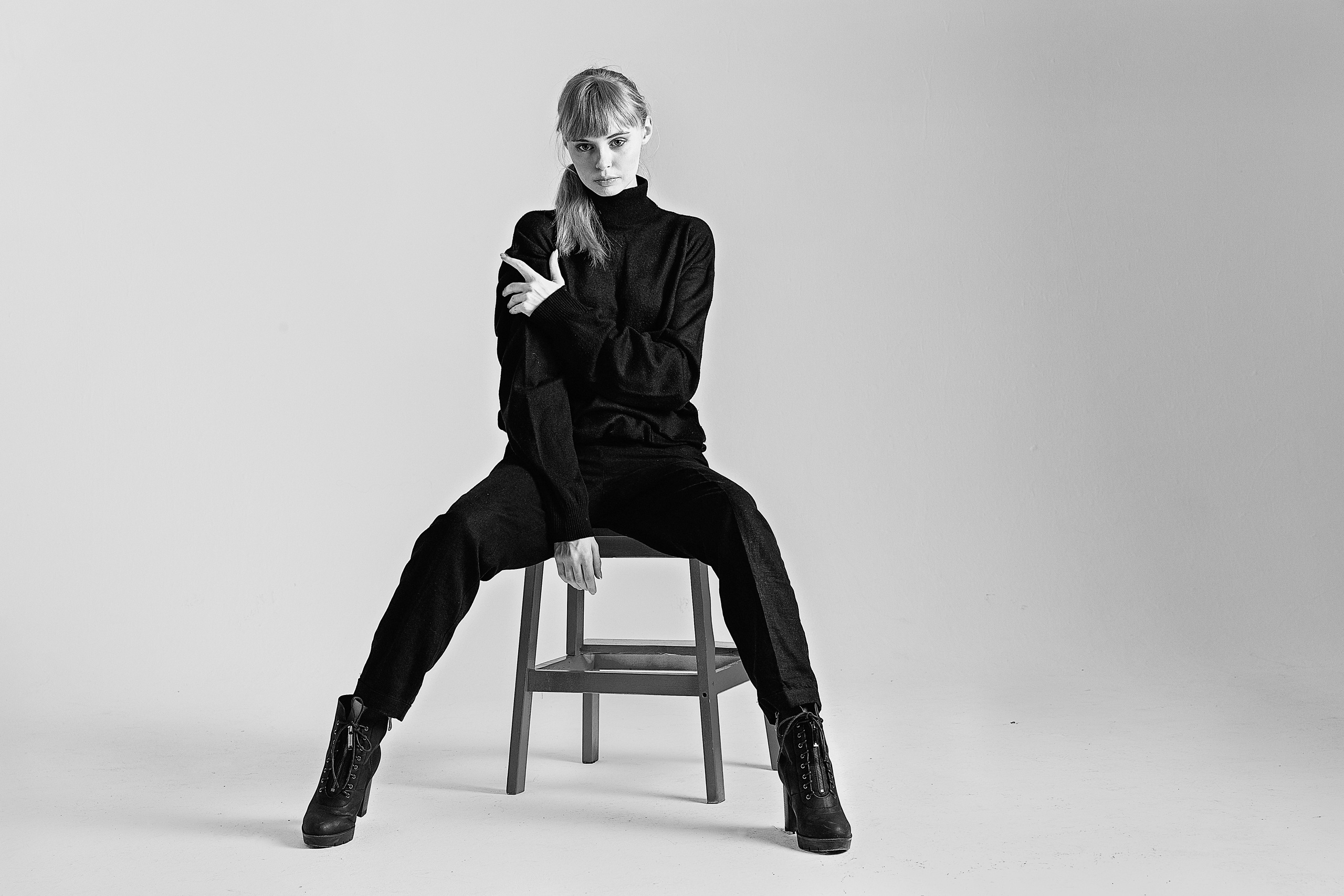 Модельные тесты/съёмка на циклораме. Фотограф в Москве Юлия Борисова