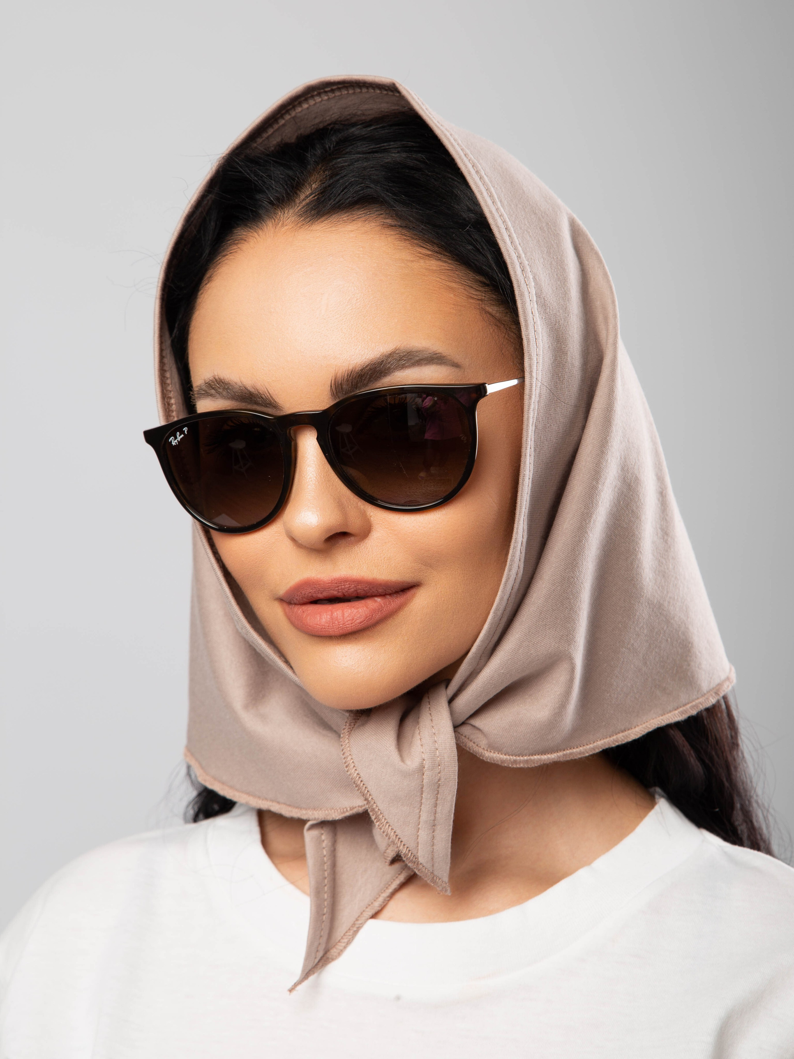 Профессиональная модельная съёмка косынок для каталогов. Фотограф Анна Татаурова | Авторская фотосъемка в Москве