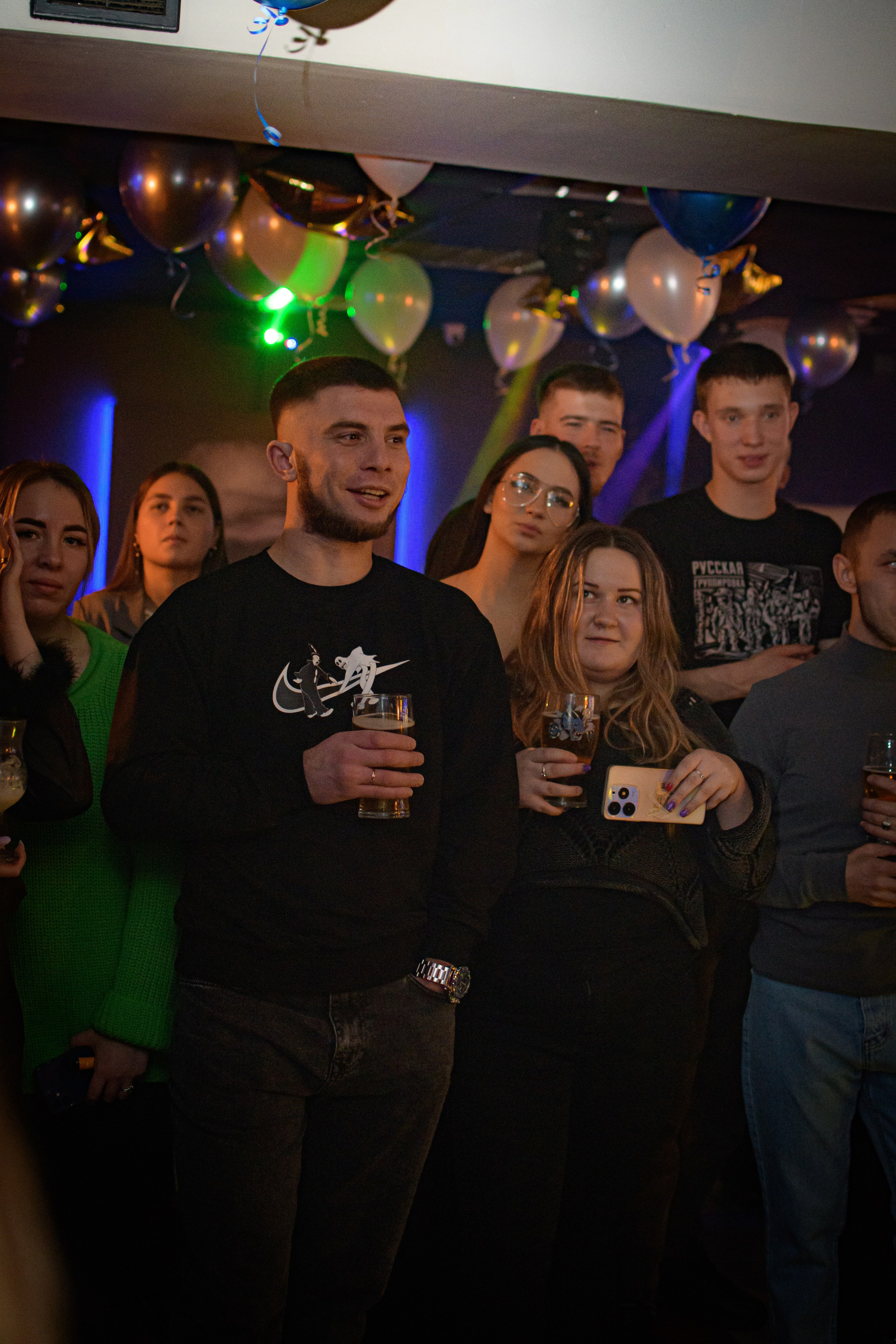 HOLLYWOOD / 6 YEARS. Photokarish