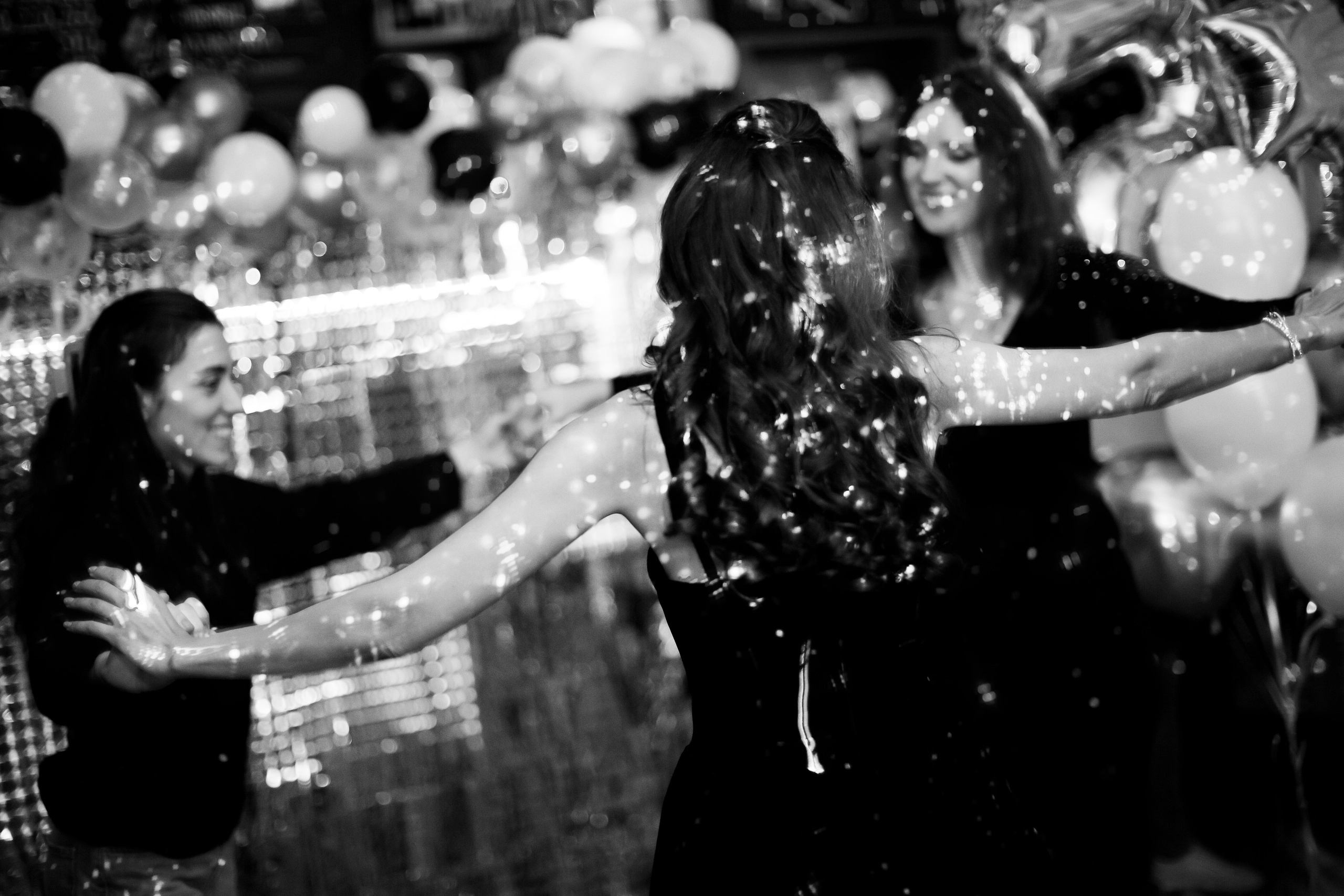 День Рожденья. Портретный Студийный и уличный фотограф Москва. Индивидуальные, Семейные, Беременность, Будуар, Каталог, контент съемки для блога и бизнеса