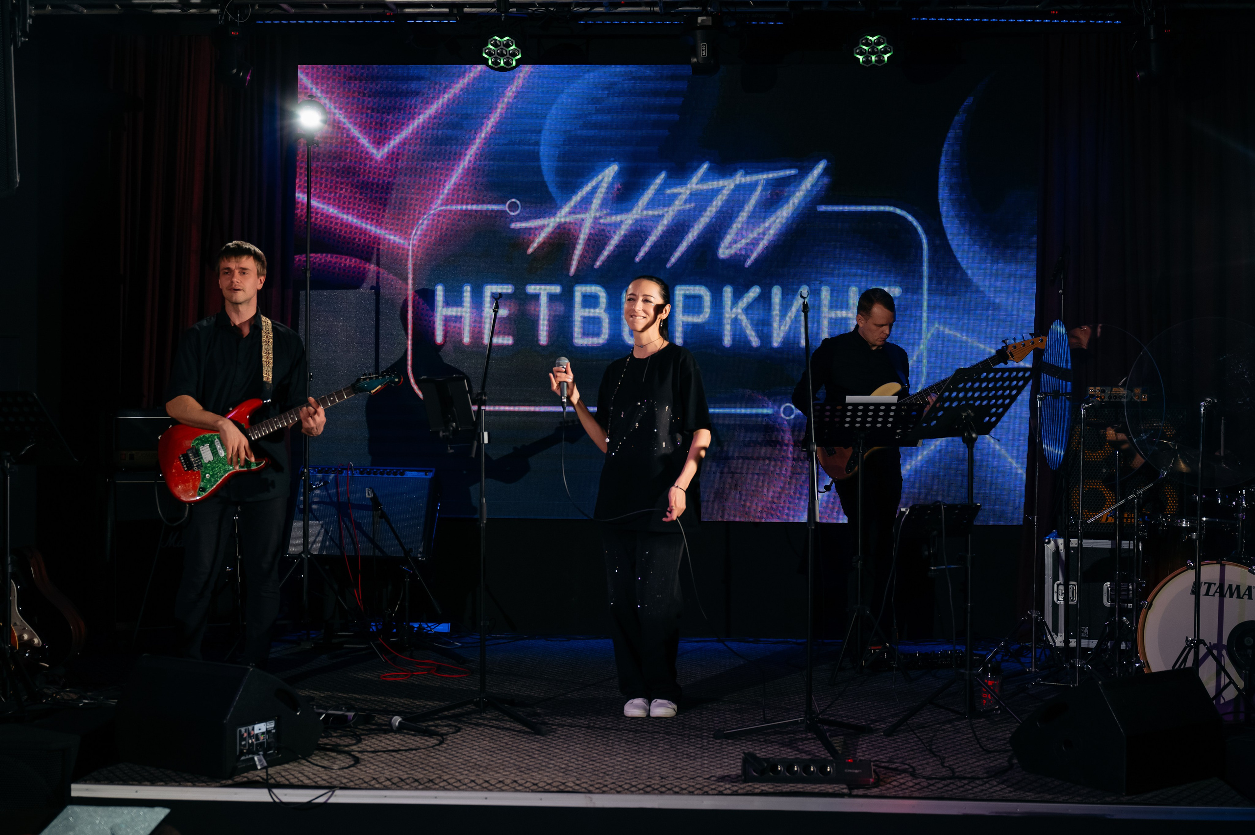 АнтиНетворкинг 3345. Ваш фотограф в г. Петропавловске-Камчатском Арина Алексеева